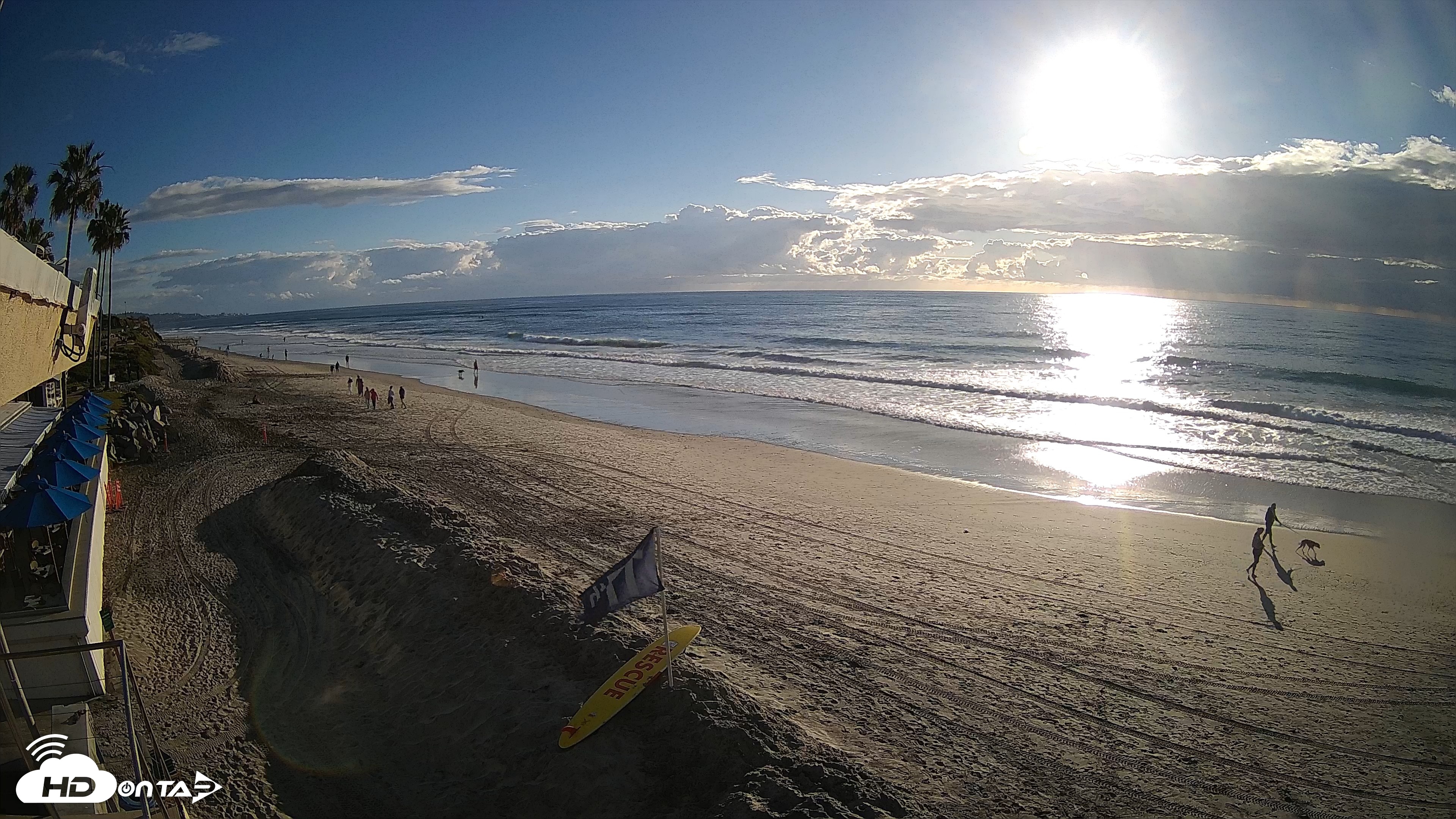 Snapshot of 17th St. Del Mar Beach - 4K SW Live Webcam taken Oct 23, 2026, 4:55pm PDT