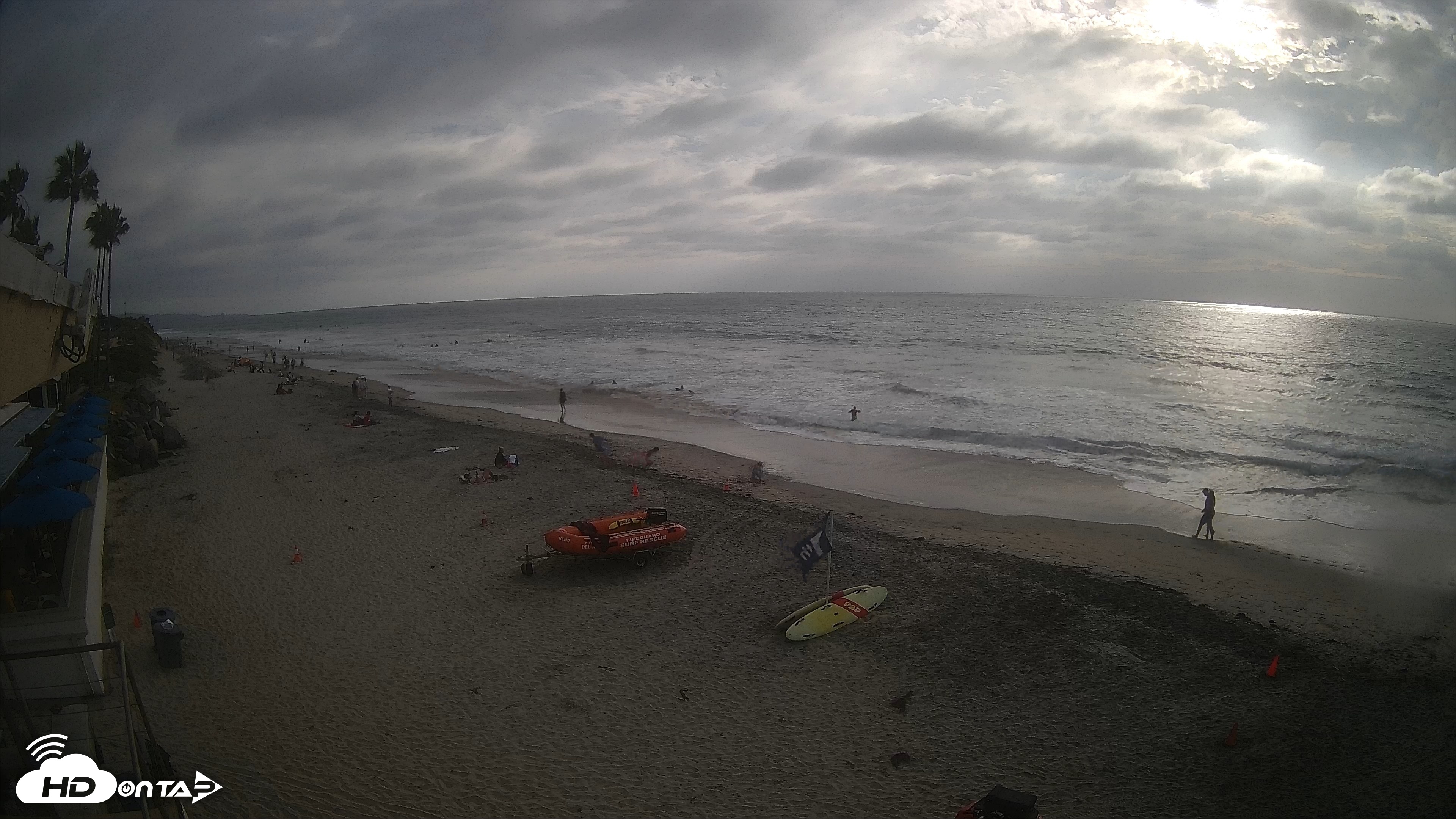 Snapshot of 17th St. Del Mar Beach - 4K SW Live Webcam taken Sep 20, 2026, 5:04pm PDT
