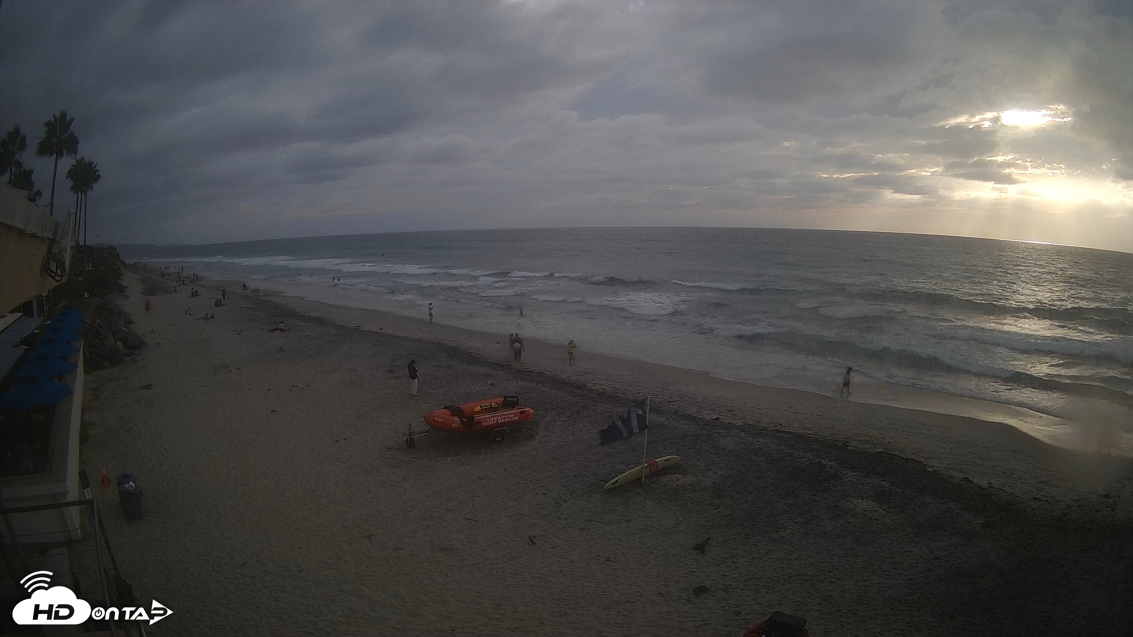 Snapshot of 17th St. Del Mar Beach - 4K SW Live Webcam taken Sep 20, 2026, 5:48pm PDT