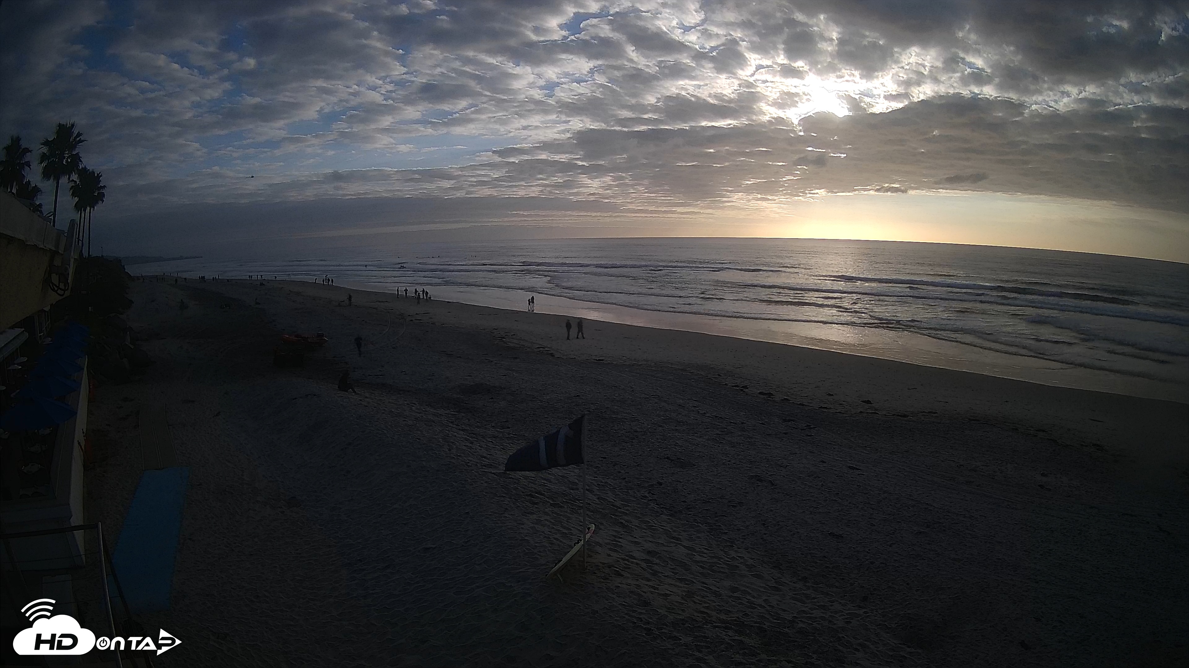 Snapshot of 17th St. Del Mar Beach - 4K SW Live Webcam taken Jan 24, 2026, 4:22pm PST