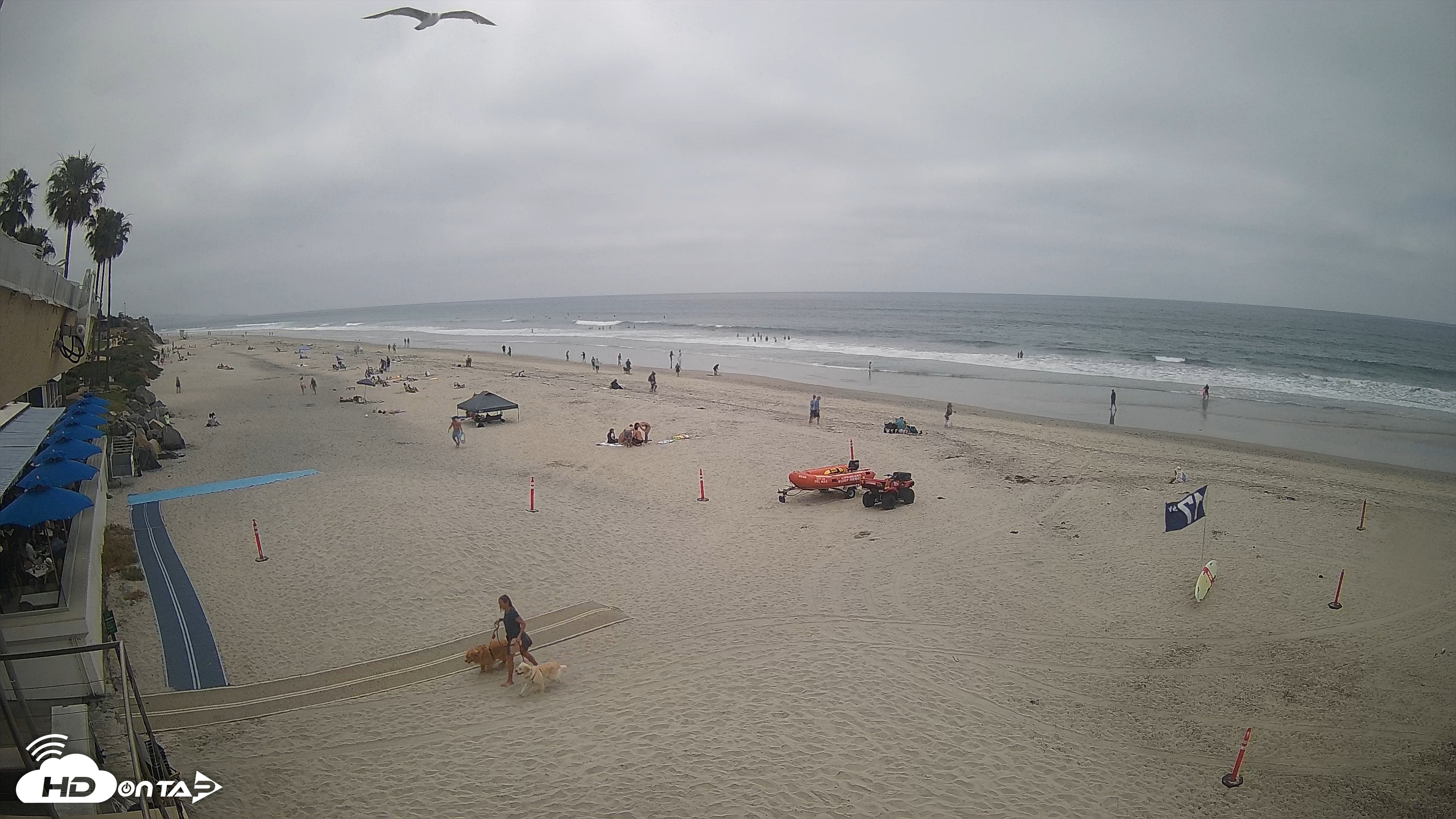 Snapshot of 17th St. Del Mar Beach - 4K SW Live Webcam taken May 11, 2026, 1:30pm PDT