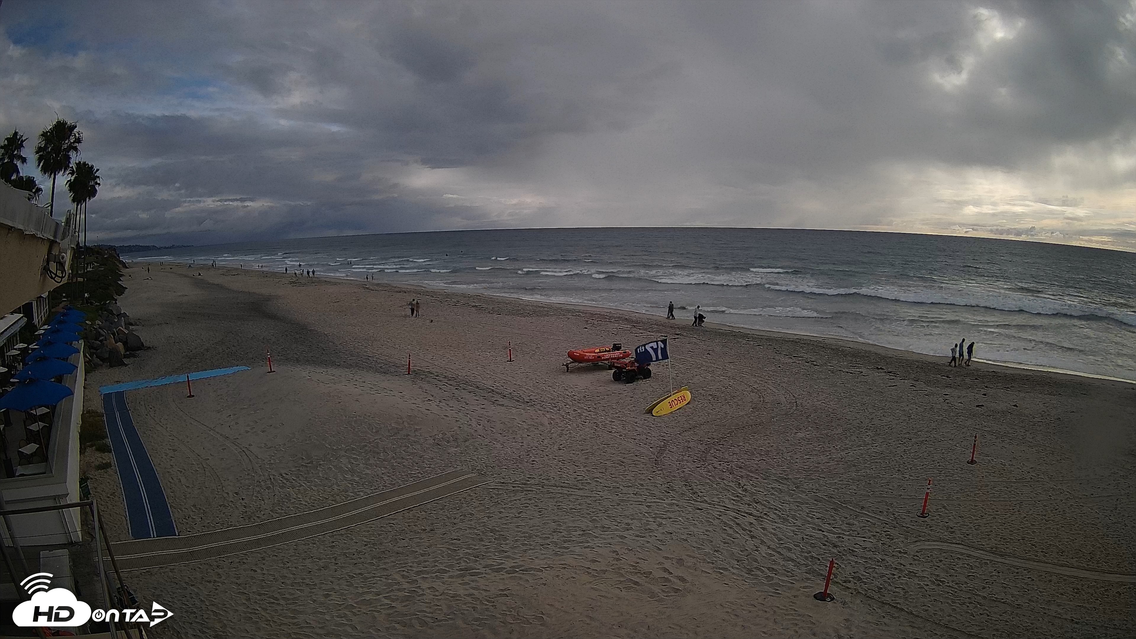Snapshot of 17th St. Del Mar Beach - 4K SW Live Webcam taken Apr 12, 2026, 5:34pm PDT
