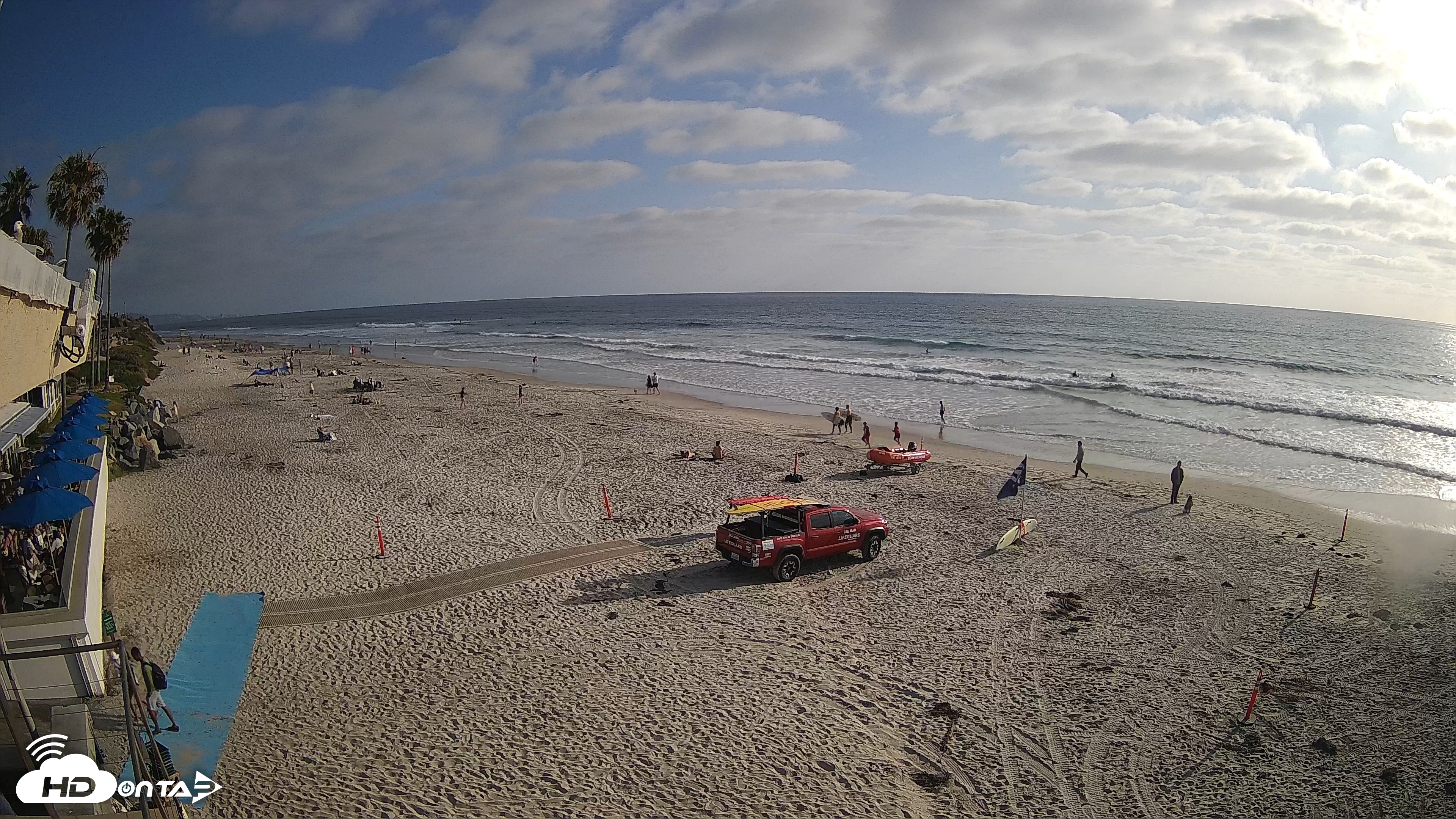 Snapshot of 17th St. Del Mar Beach - 4K SW Live Webcam taken May 22, 2026, 5:58pm PDT
