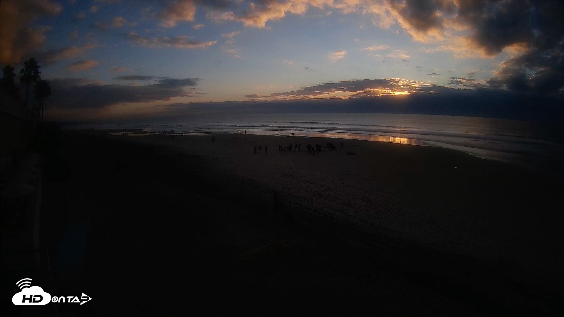 Snapshot of 17th St. Del Mar Beach - 4K SW Live Webcam taken Dec 23, 2025, 4:36pm PST