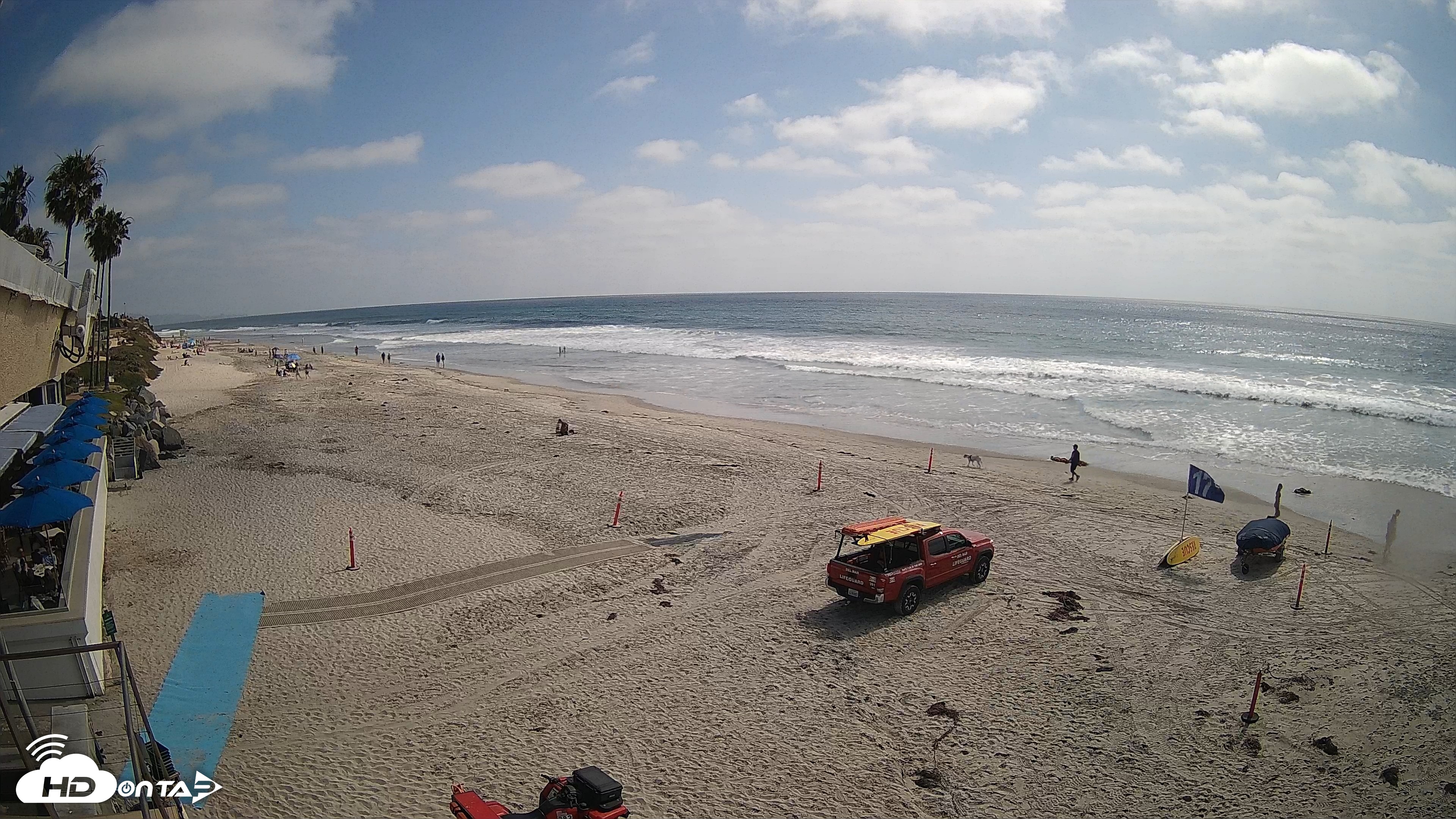 Snapshot of 17th St. Del Mar Beach - 4K SW Live Webcam taken May 21, 2026, 3:42pm PDT