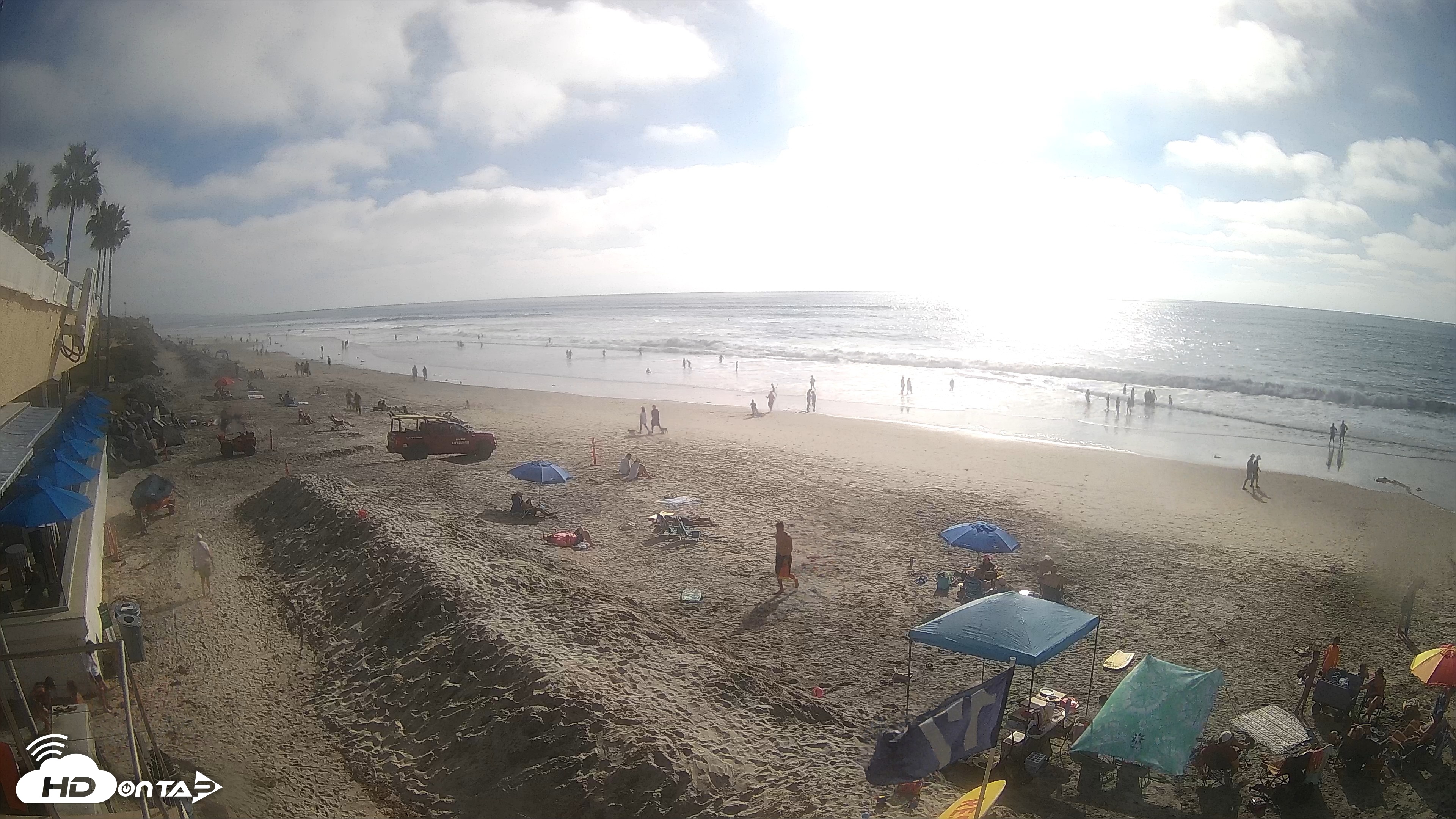 Snapshot of 17th St. Del Mar Beach - 4K SW Live Webcam taken Oct 9, 2026, 3:58pm PDT