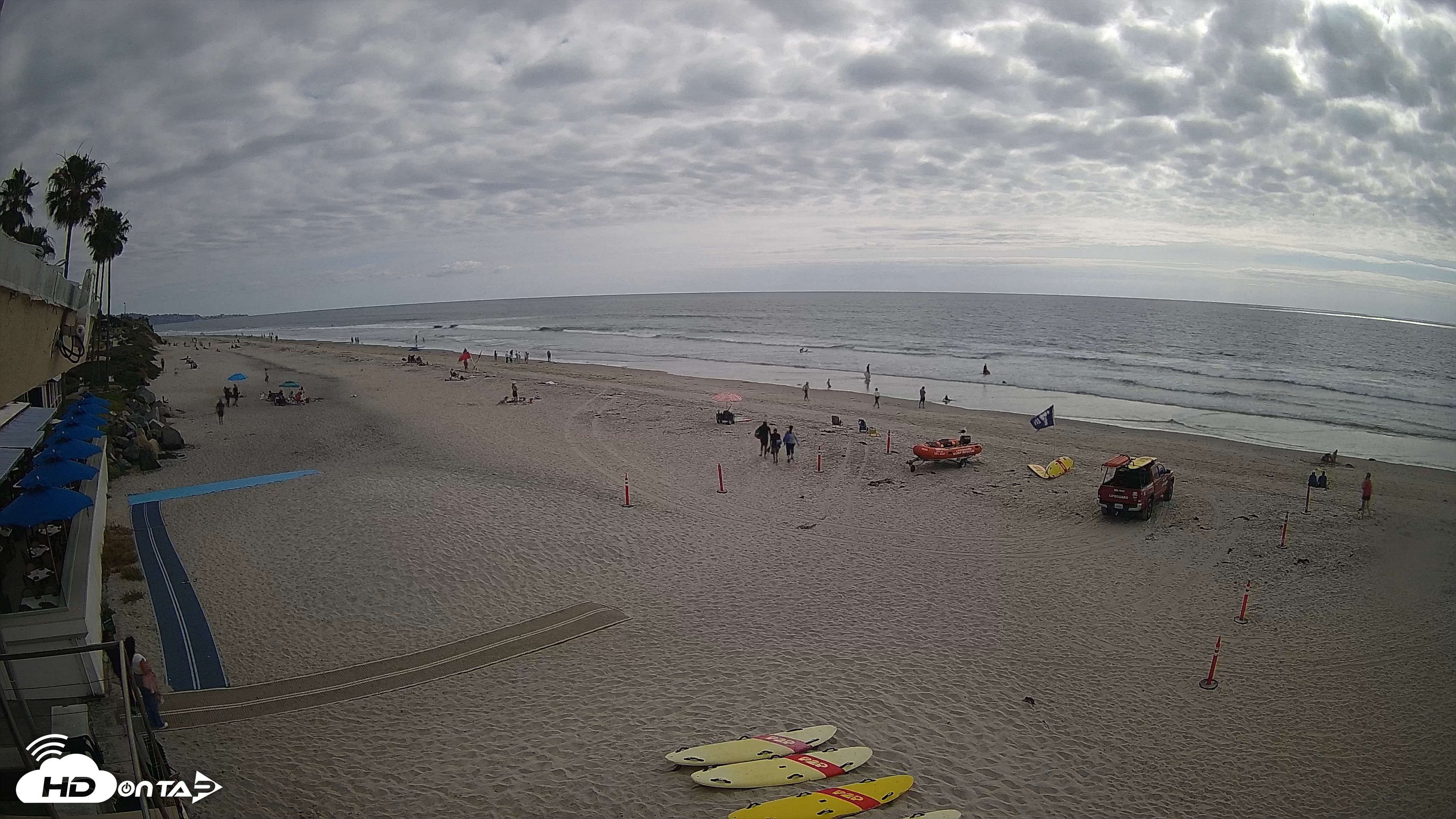 Snapshot of 17th St. Del Mar Beach - 4K SW Live Webcam taken May 3, 2026, 4:27pm PDT