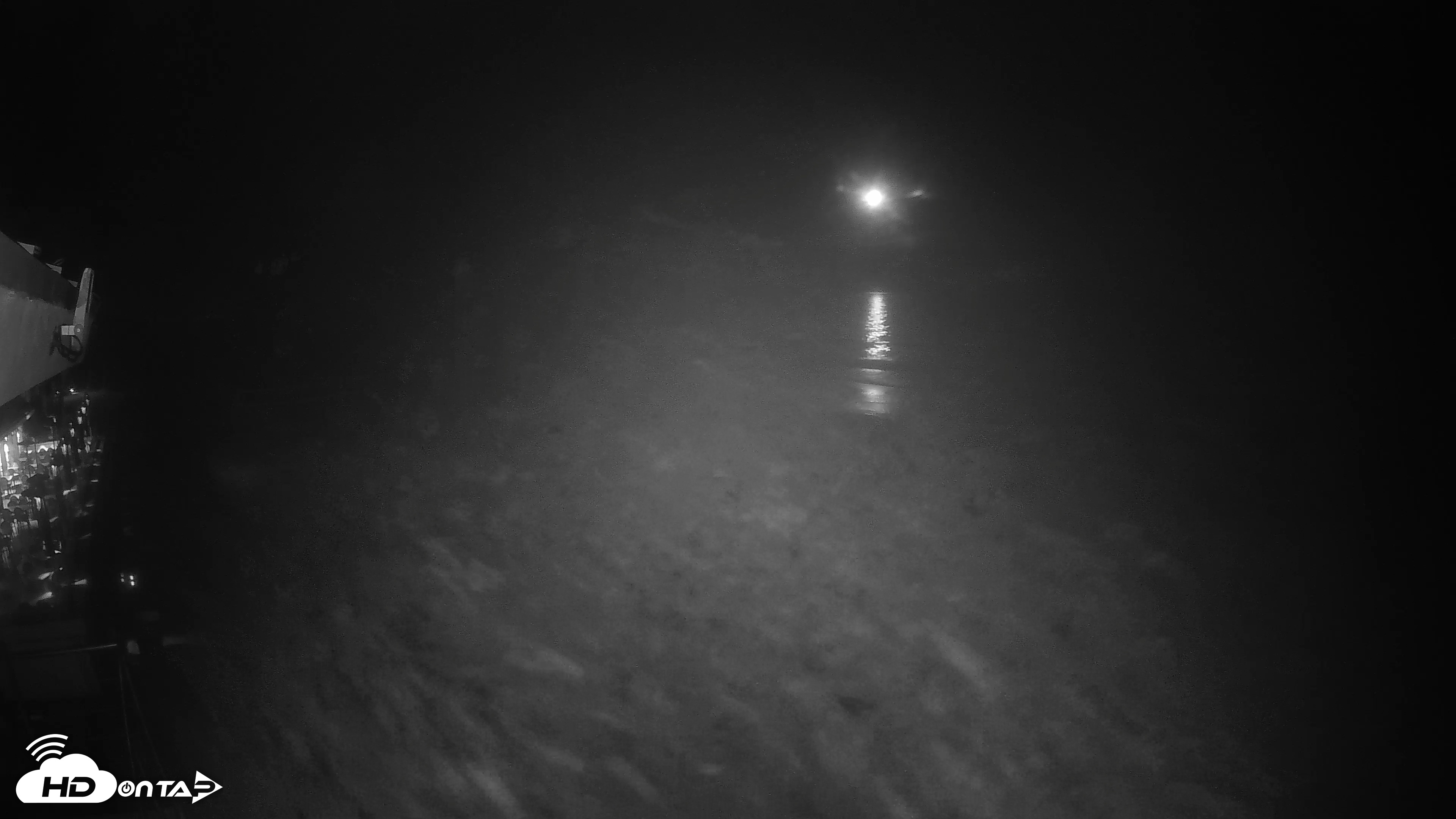 Snapshot of 17th St. Del Mar Beach - 4K SW Live Webcam taken Aug 22, 2026, 12:11am PDT