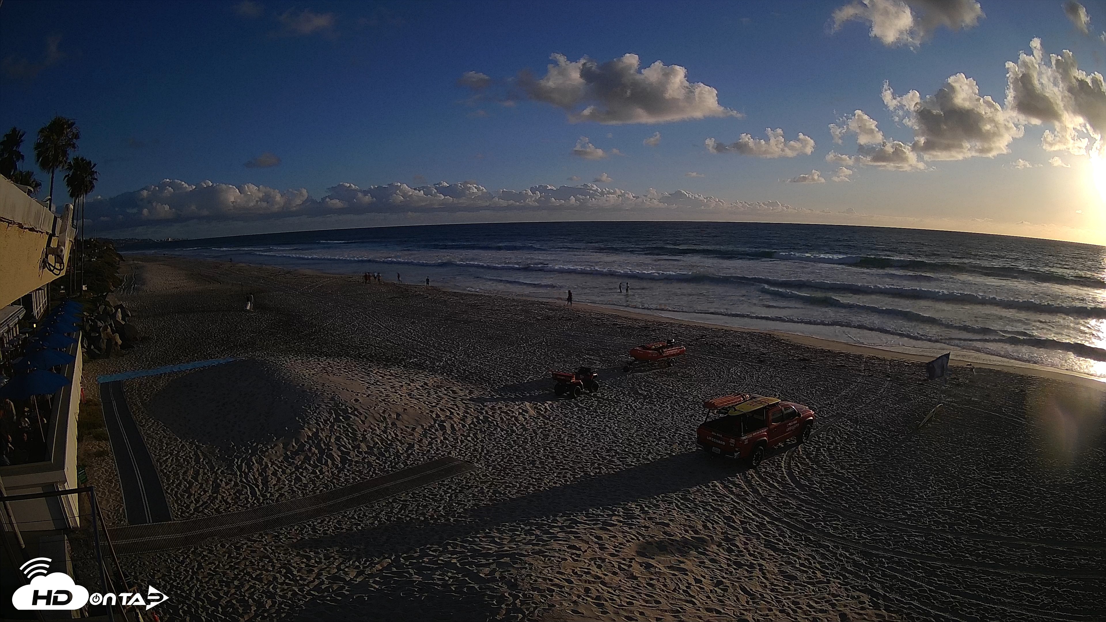 Snapshot of 17th St. Del Mar Beach - 4K SW Live Webcam taken Apr 13, 2026, 6:44pm PDT