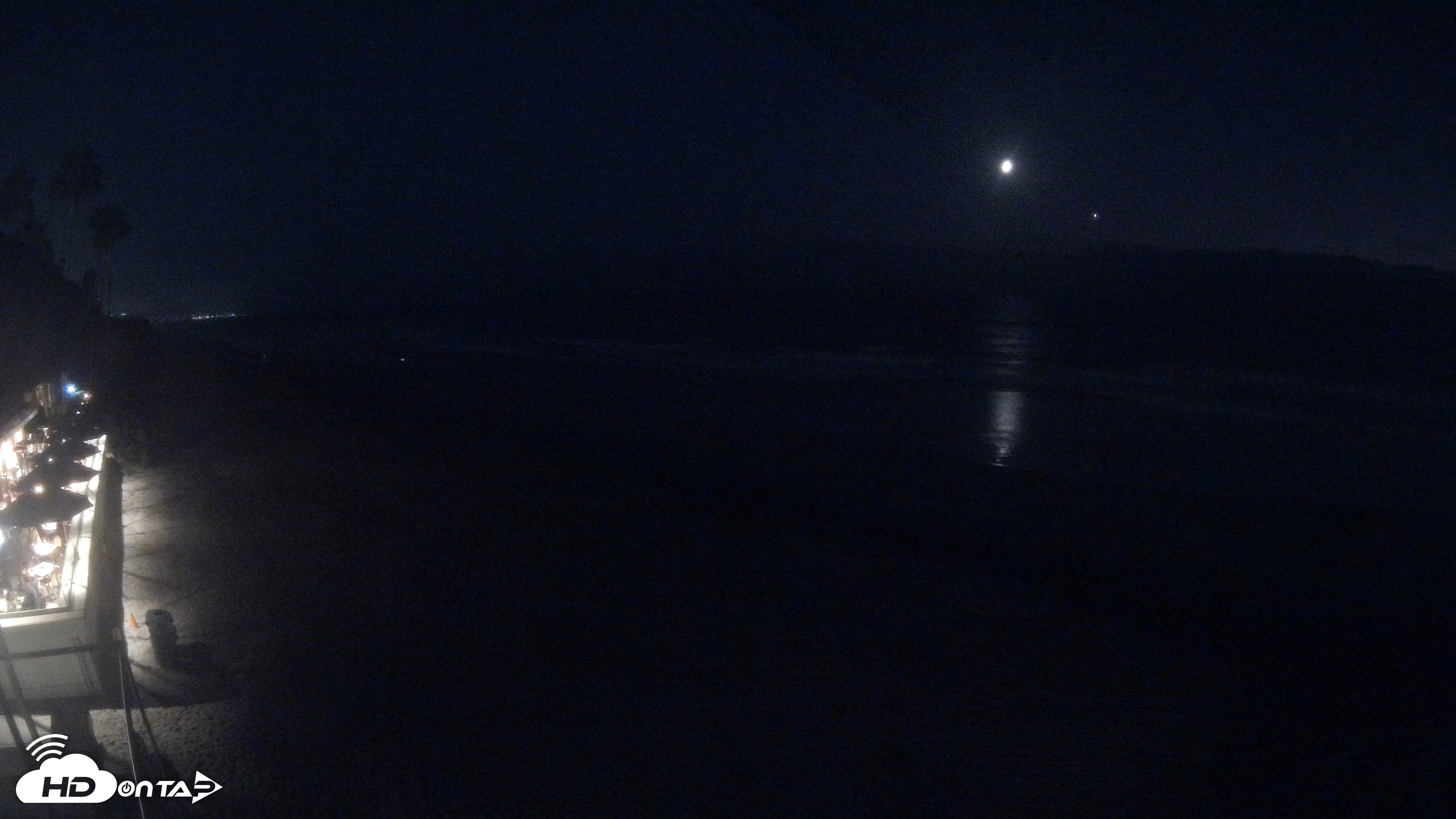 Snapshot of 17th St. Del Mar Beach - 4K SW Live Webcam taken Sep 14, 2026, 7:54pm PDT