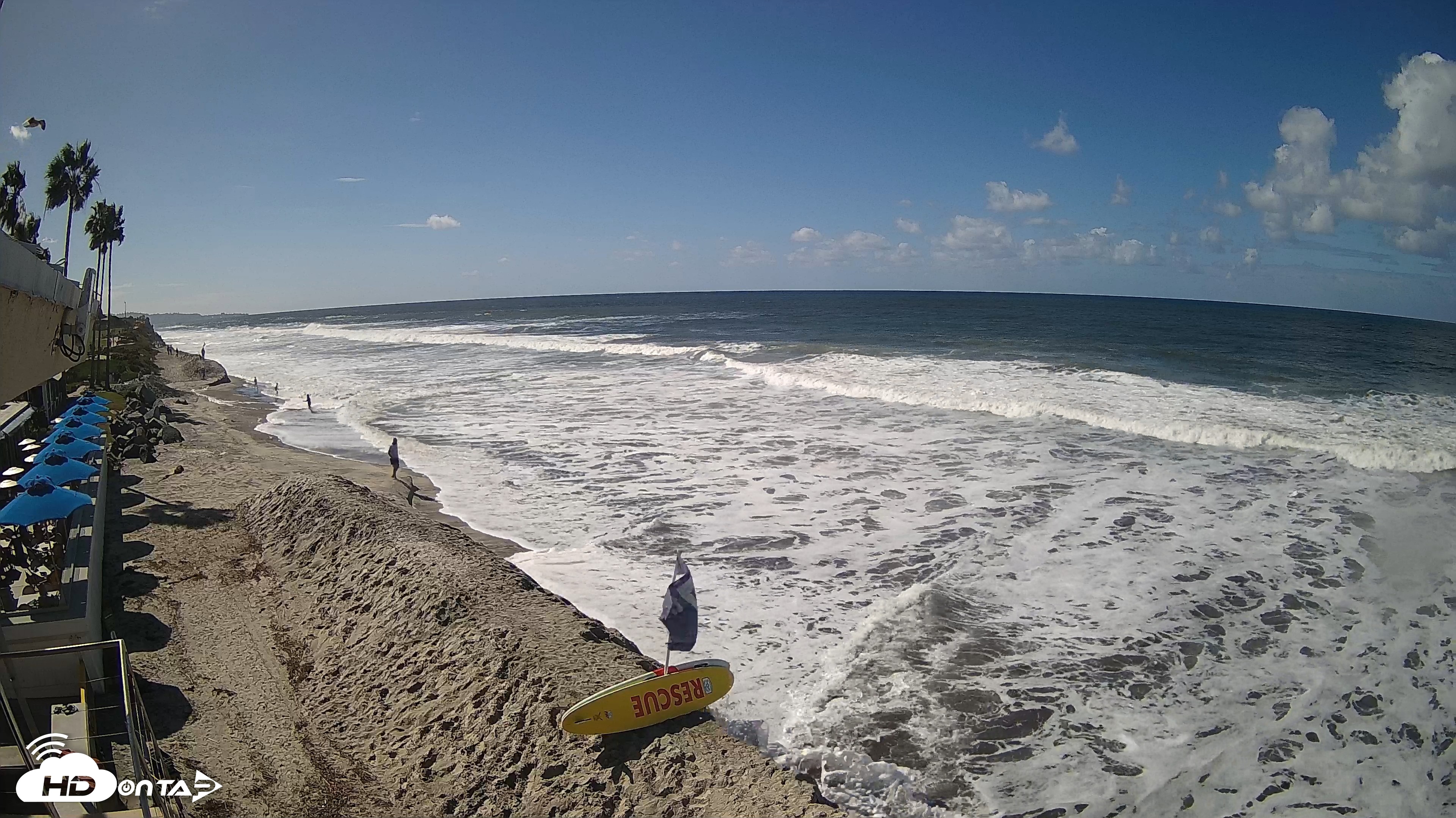 Snapshot of 17th St. Del Mar Beach - 4K SW Live Webcam taken Oct 12, 2026, 11:18am PDT
