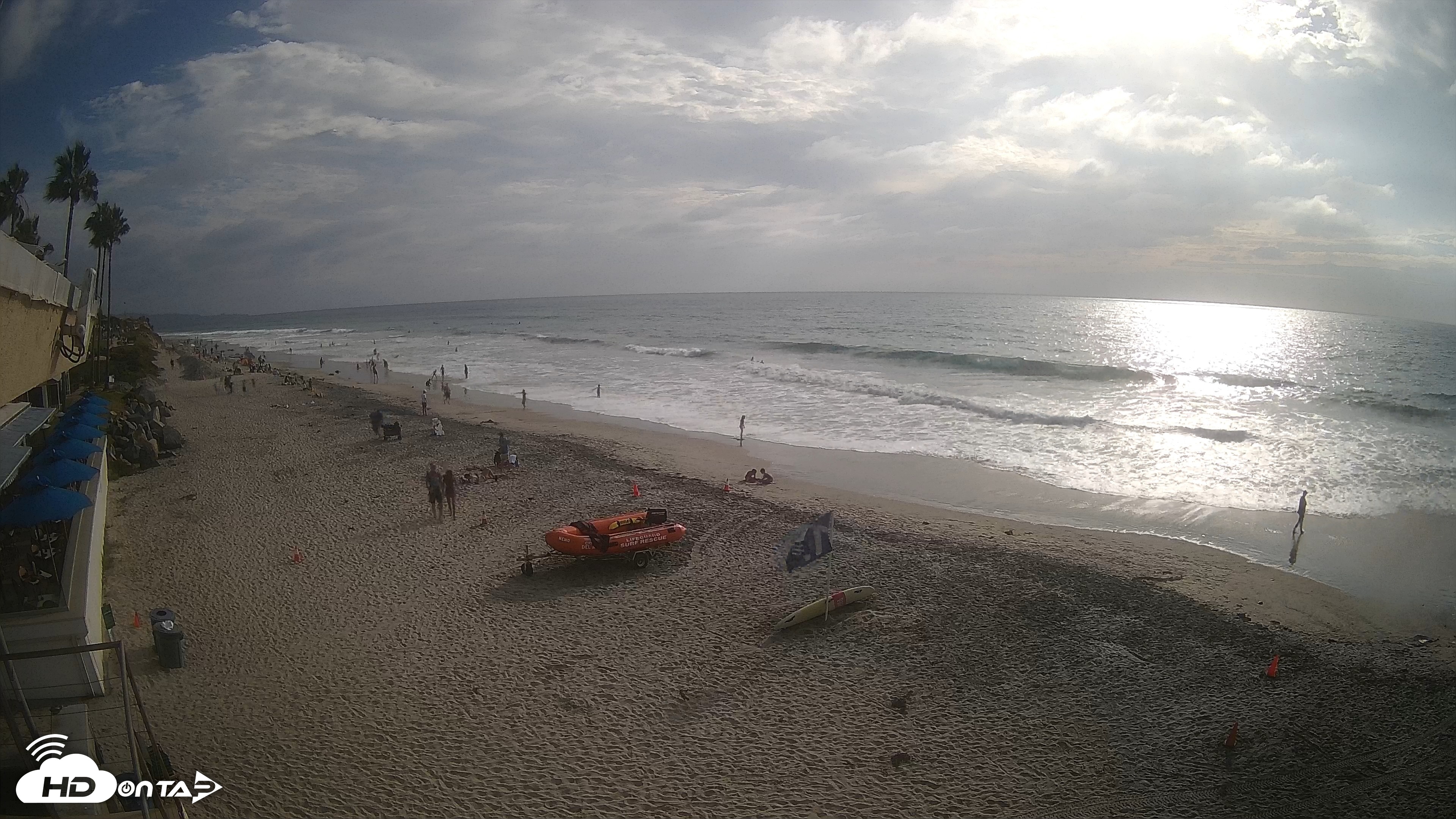 Snapshot of 17th St. Del Mar Beach - 4K SW Live Webcam taken Sep 20, 2026, 4:44pm PDT