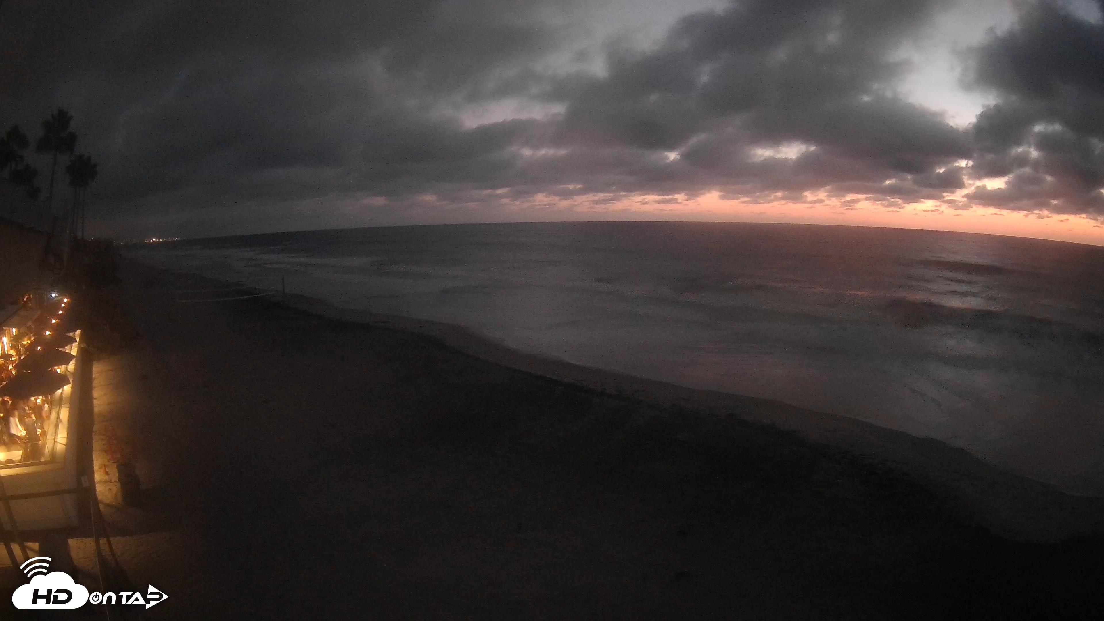 Snapshot of 17th St. Del Mar Beach - 4K SW Live Webcam taken Sep 22, 2026, 7:18pm PDT