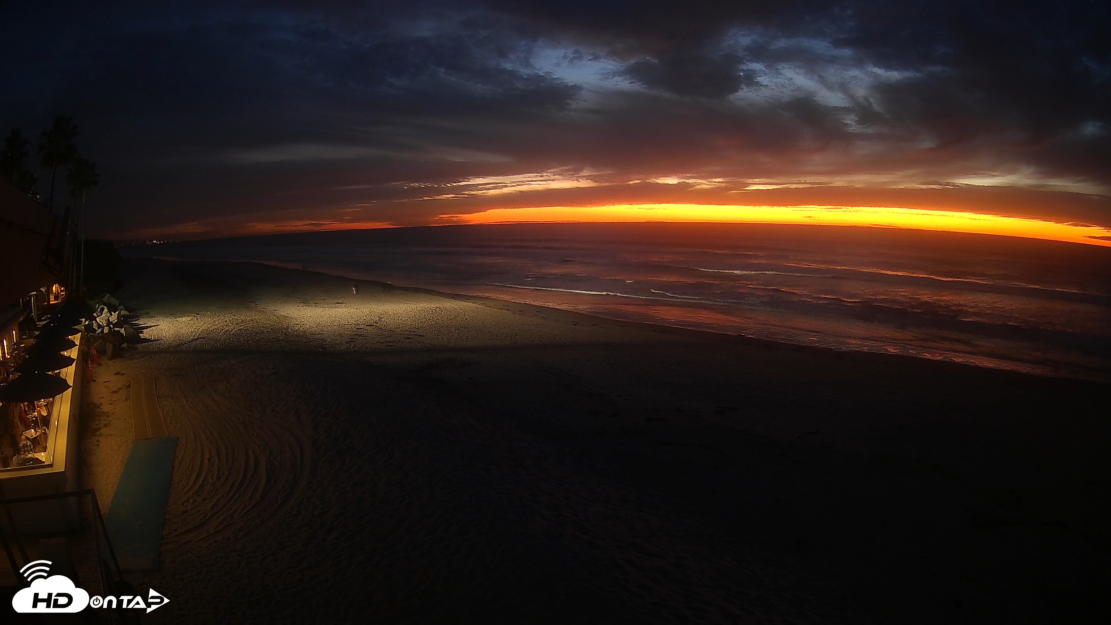 Snapshot of 17th St. Del Mar Beach - 4K SW Live Webcam taken Jan 27, 2026, 5:46pm PST