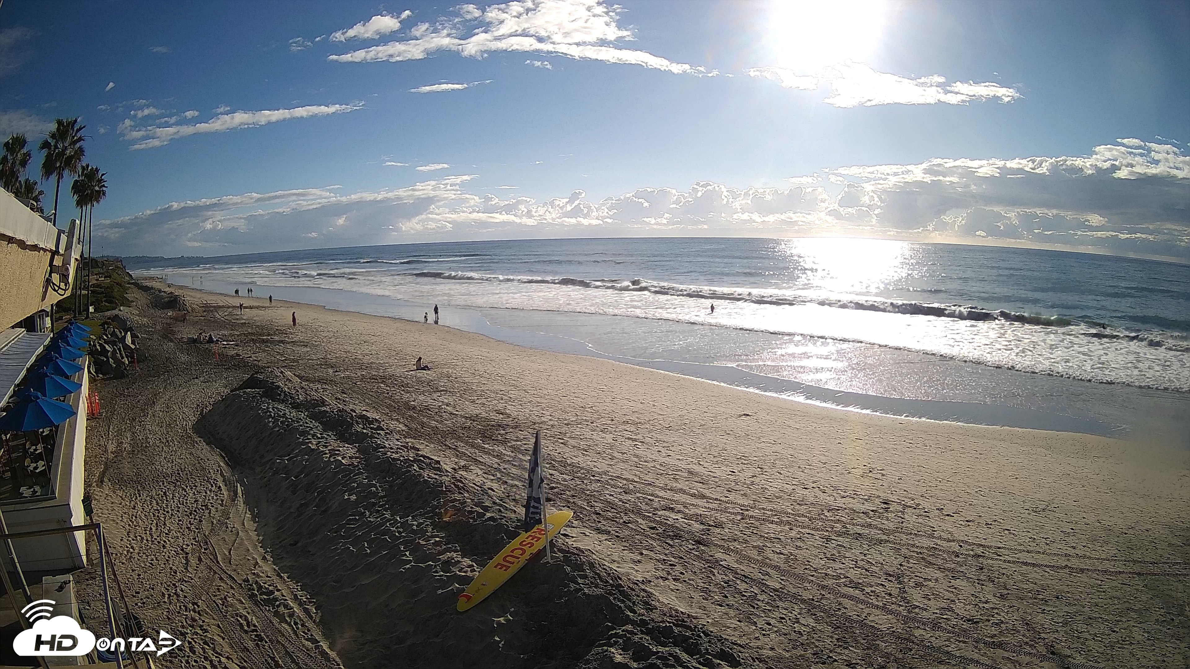 Snapshot of 17th St. Del Mar Beach - 4K SW Live Webcam taken Oct 23, 2026, 4:22pm PDT