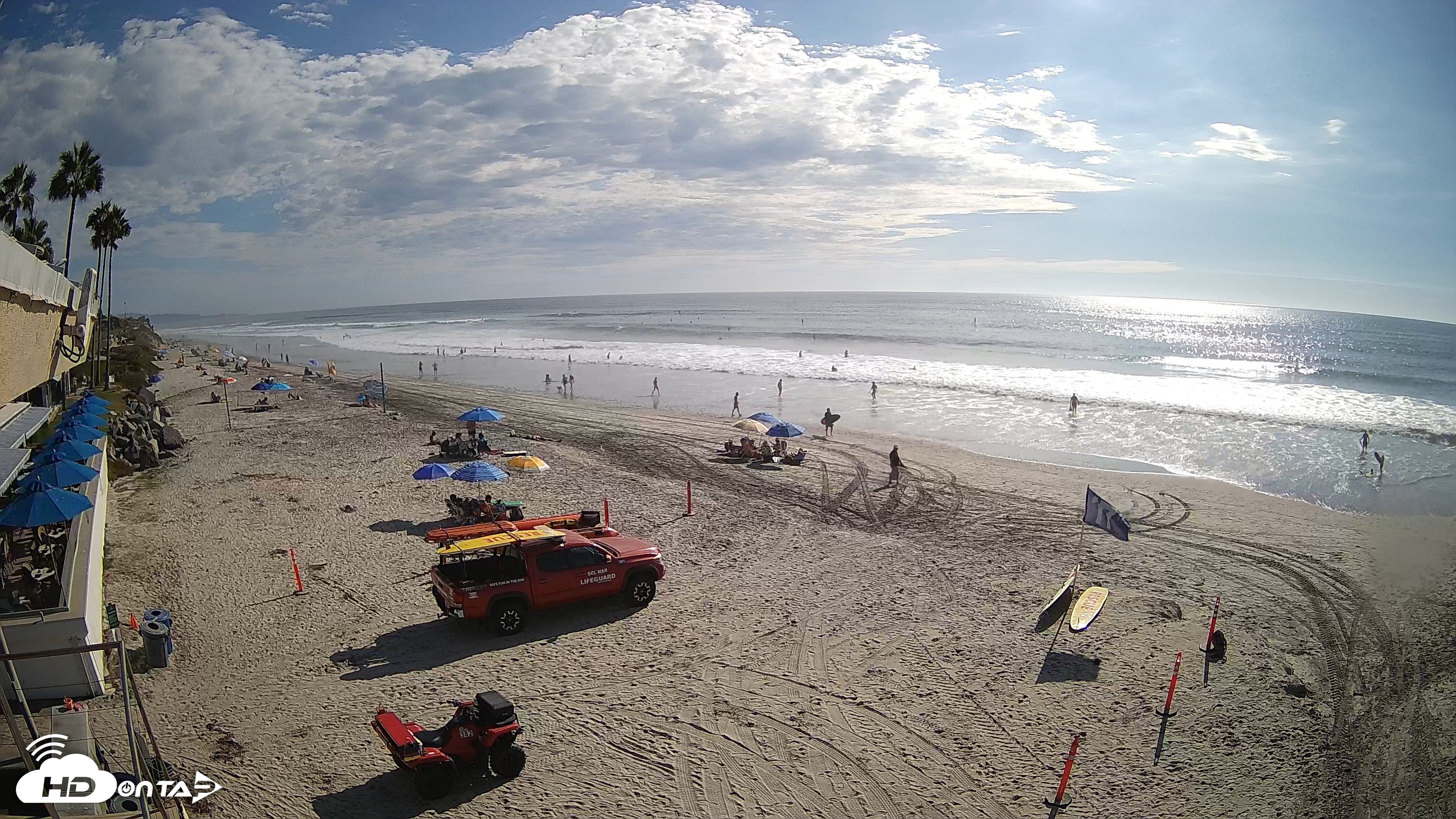 Snapshot of 17th St. Del Mar Beach - 4K SW Live Webcam taken Sep 9, 2026, 4:18pm PDT