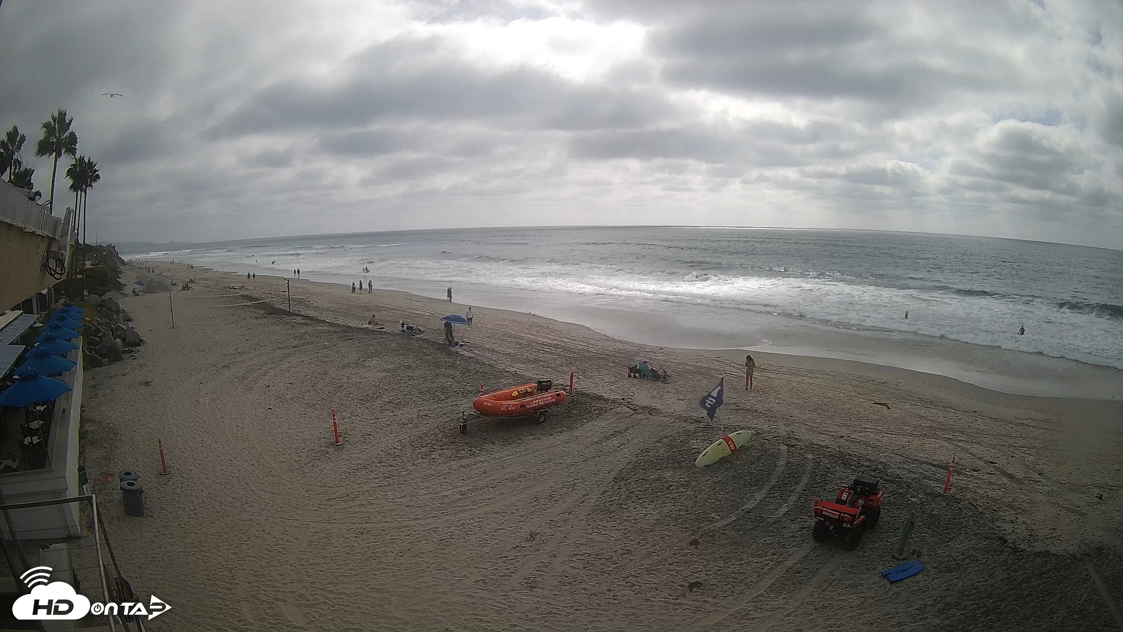 Snapshot of 17th St. Del Mar Beach - 4K SW Live Webcam taken Sep 23, 2026, 3:20pm PDT