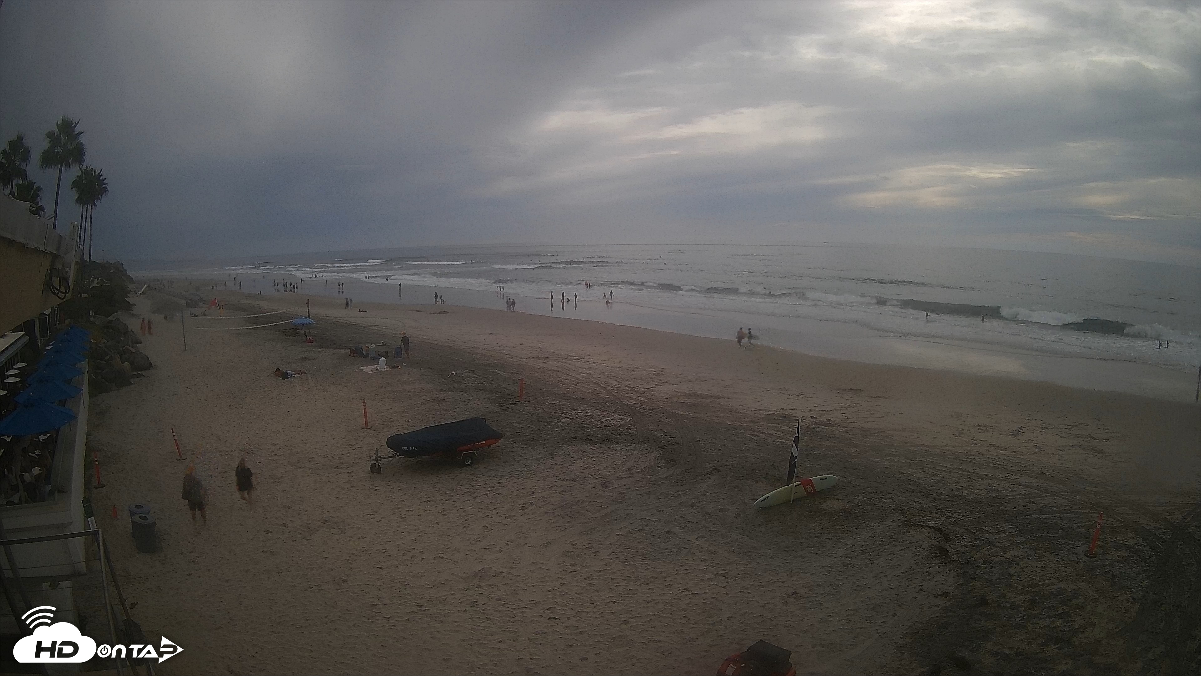 Snapshot of 17th St. Del Mar Beach - 4K SW Live Webcam taken Sep 27, 2026, 3:37pm PDT
