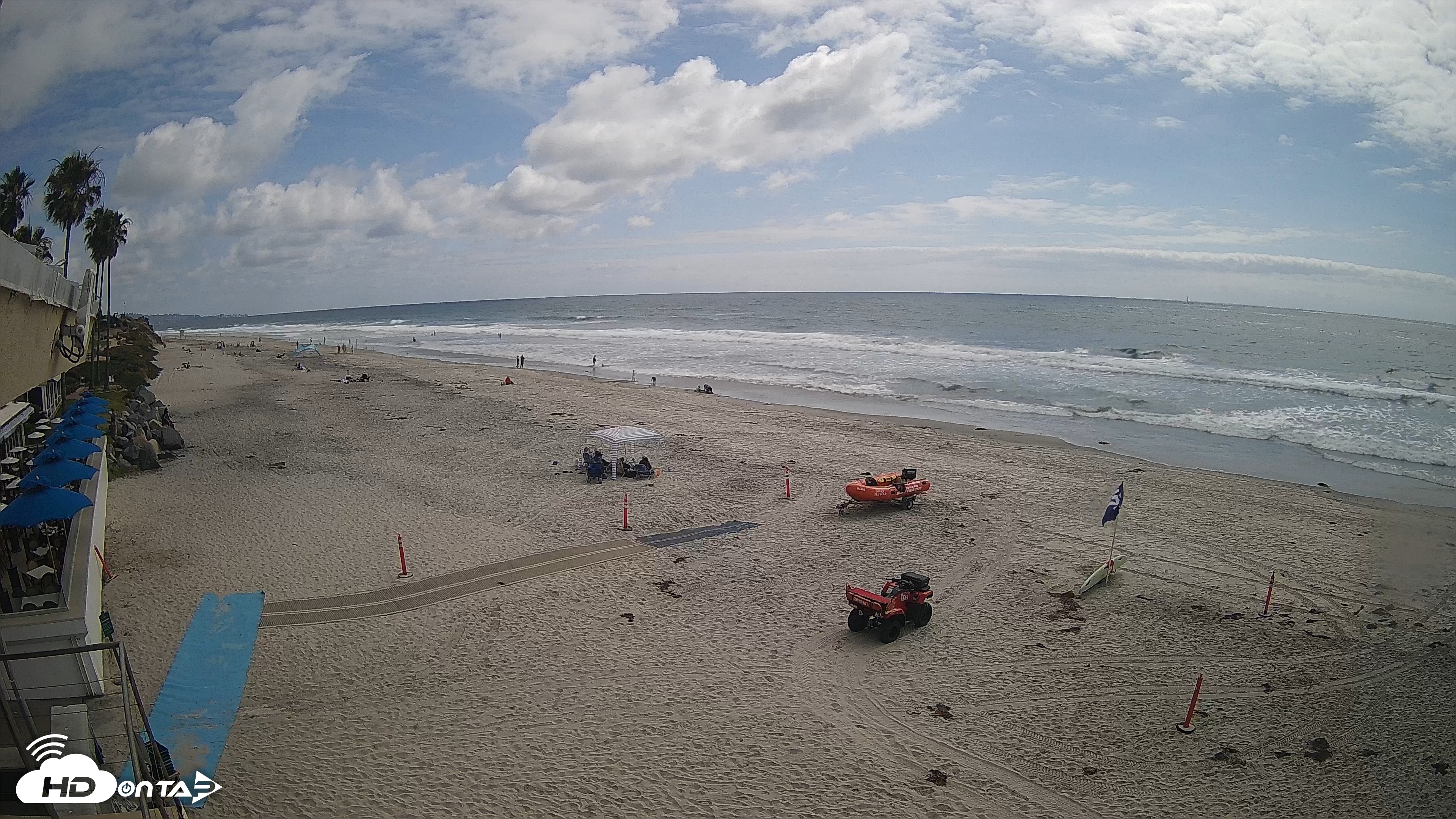 Snapshot of 17th St. Del Mar Beach - 4K SW Live Webcam taken May 26, 2026, 3:28pm PDT