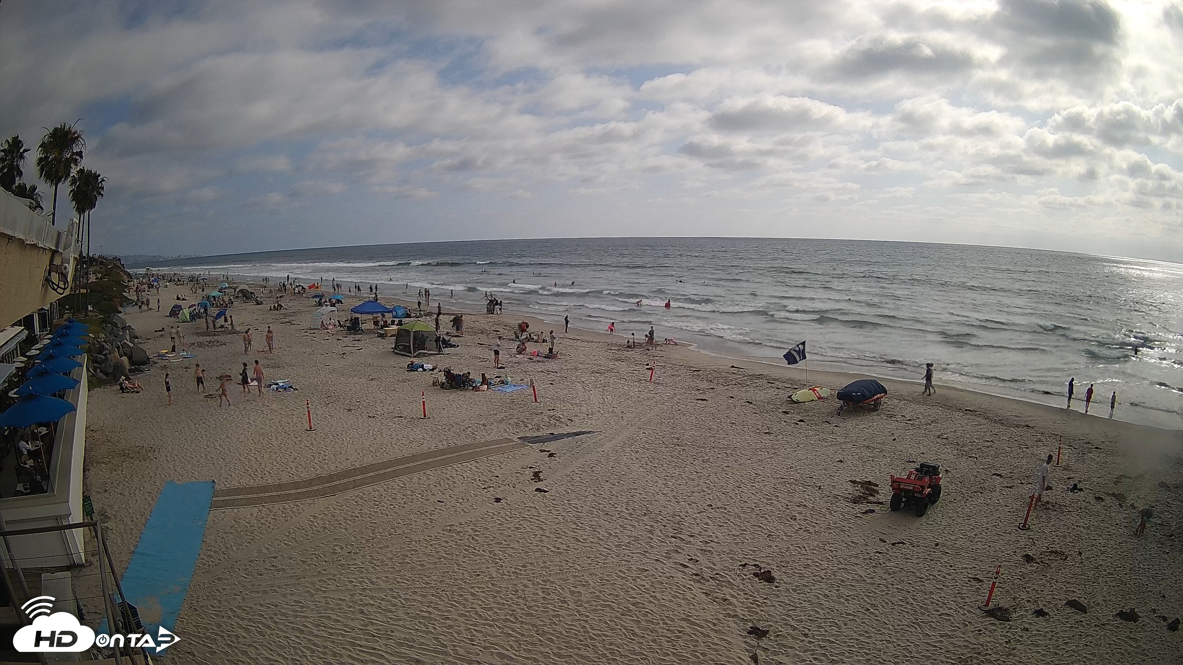 Snapshot of 17th St. Del Mar Beach - 4K SW Live Webcam taken May 23, 2026, 4:59pm PDT