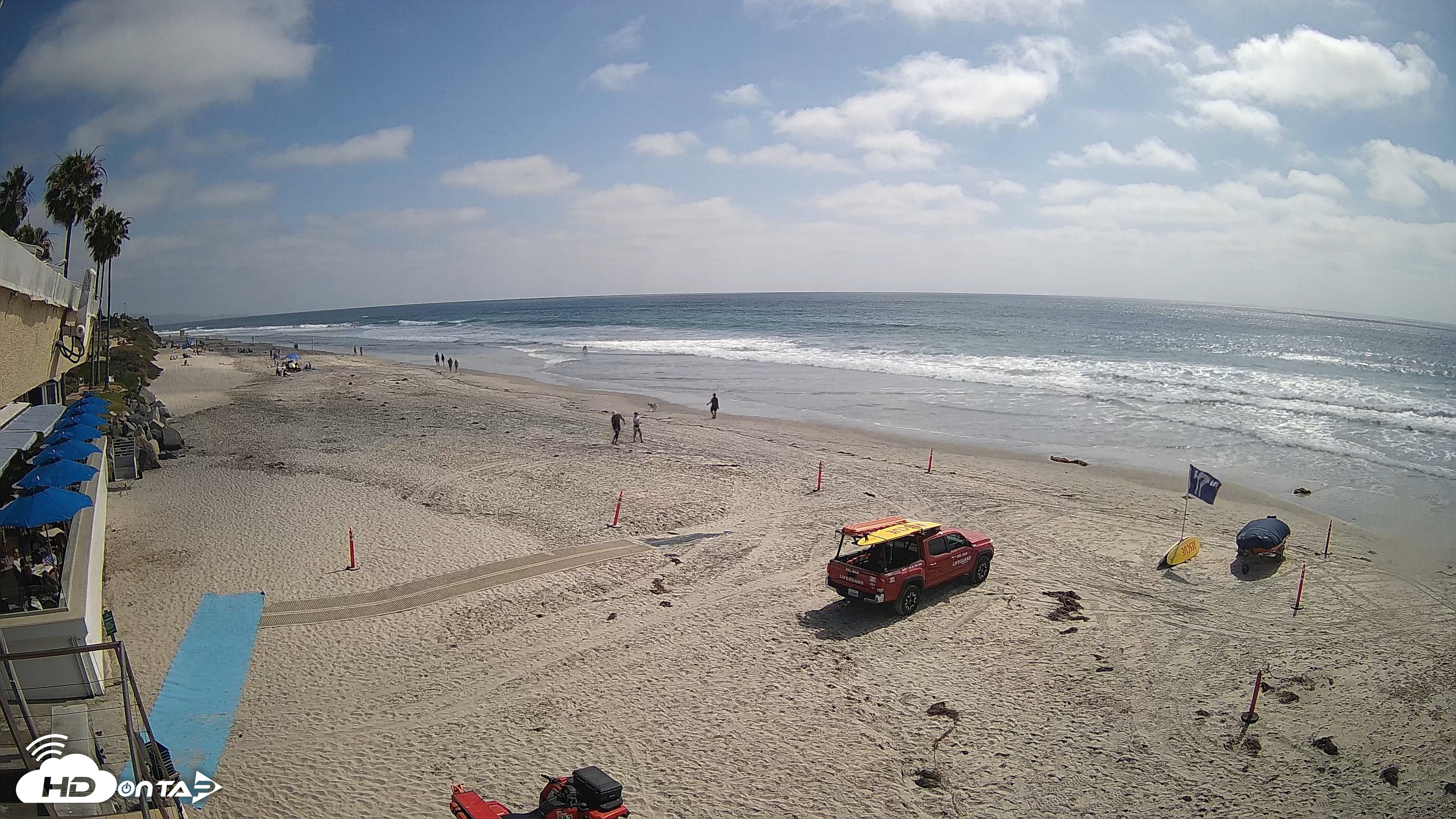 Snapshot of 17th St. Del Mar Beach - 4K SW Live Webcam taken May 21, 2026, 3:42pm PDT