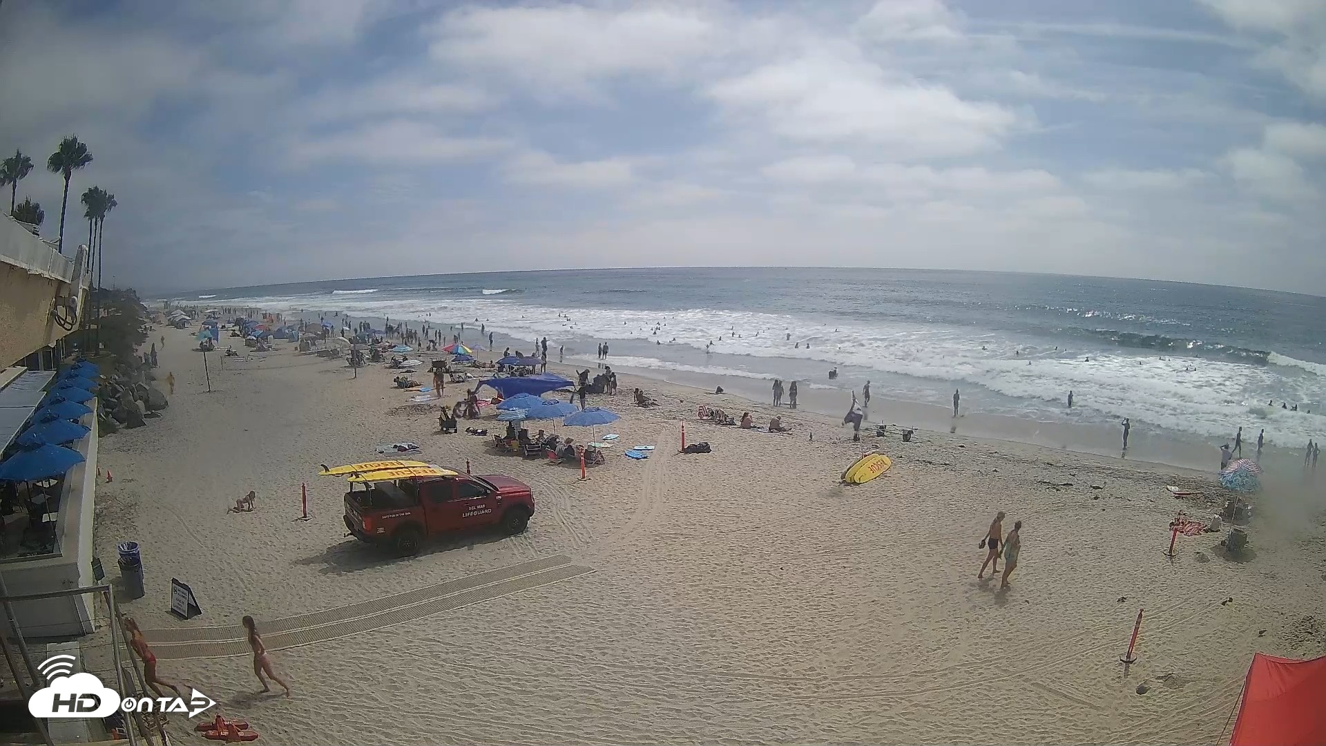 Snapshot of 17th St. Del Mar Beach - 4K SW Live Webcam taken Jul 24, 2026, 3:07pm PDT