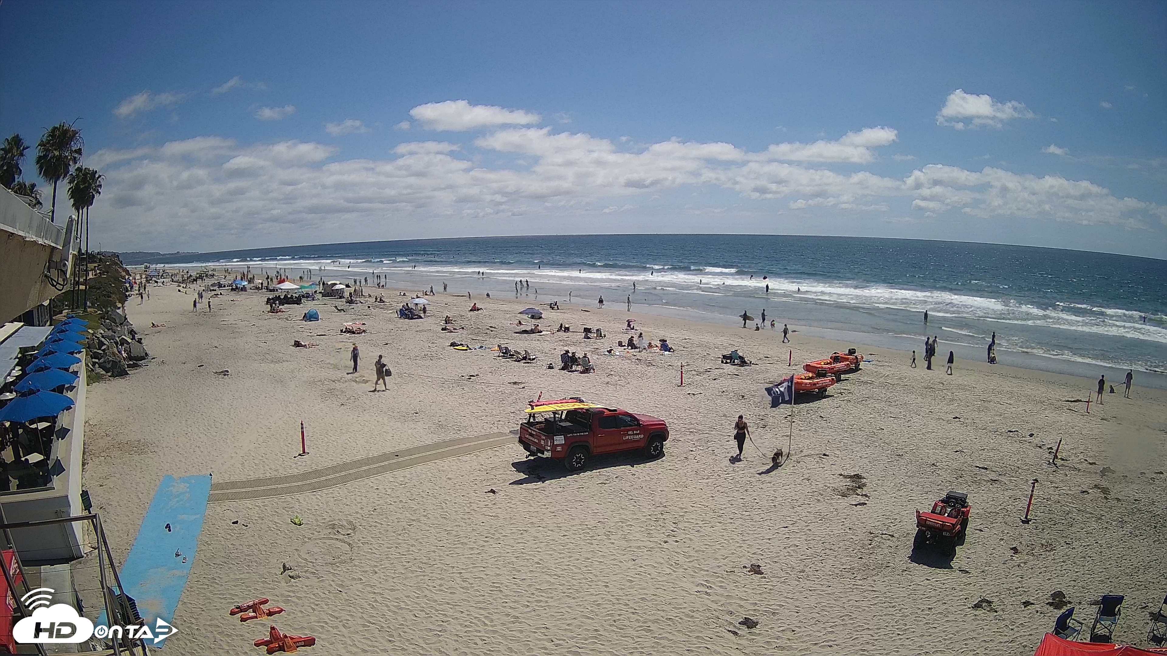 Snapshot of 17th St. Del Mar Beach - 4K SW Live Webcam taken May 25, 2026, 2:29pm PDT