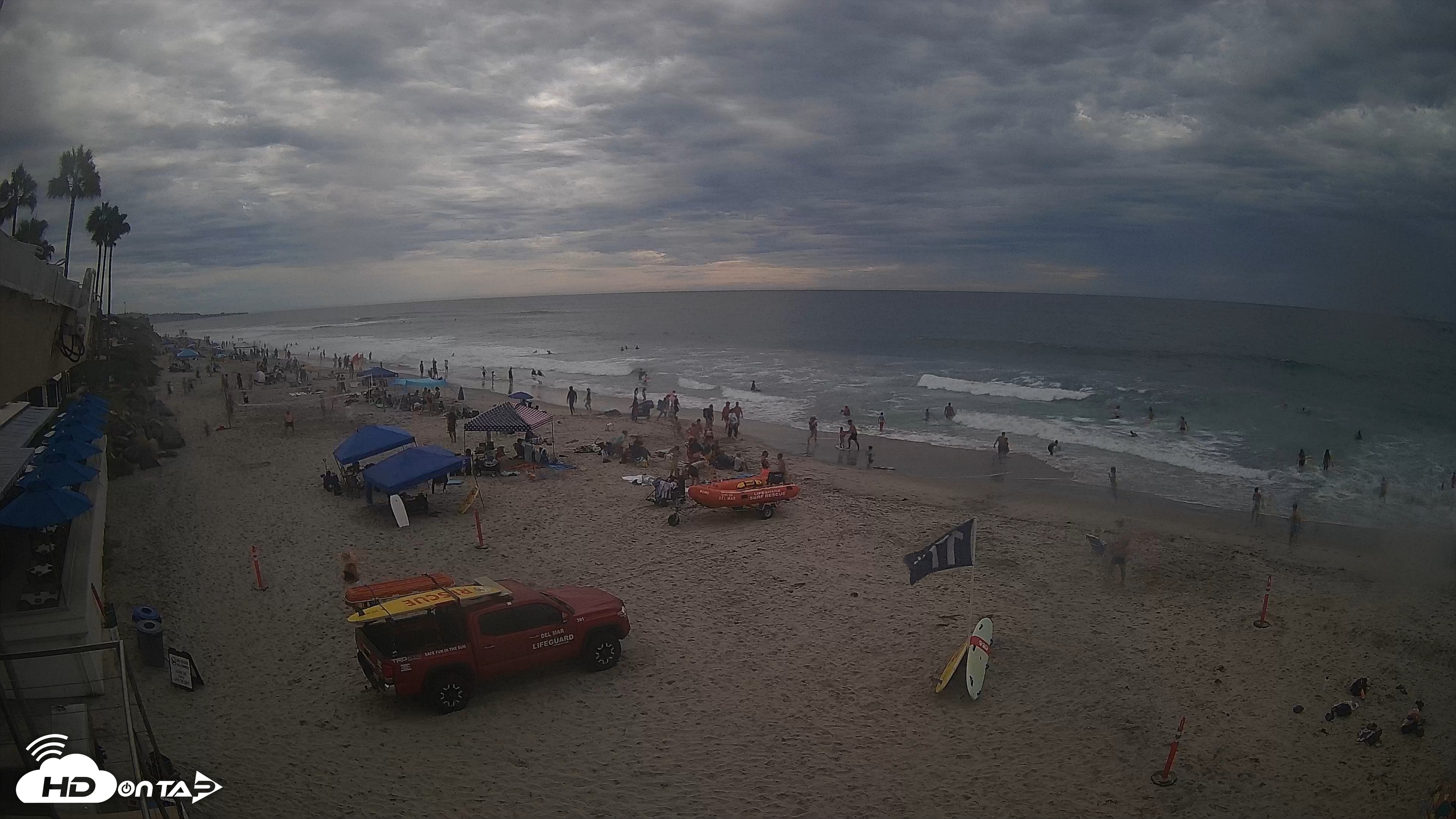 Snapshot of 17th St. Del Mar Beach - 4K SW Live Webcam taken Sep 6, 2026, 4:09pm PDT
