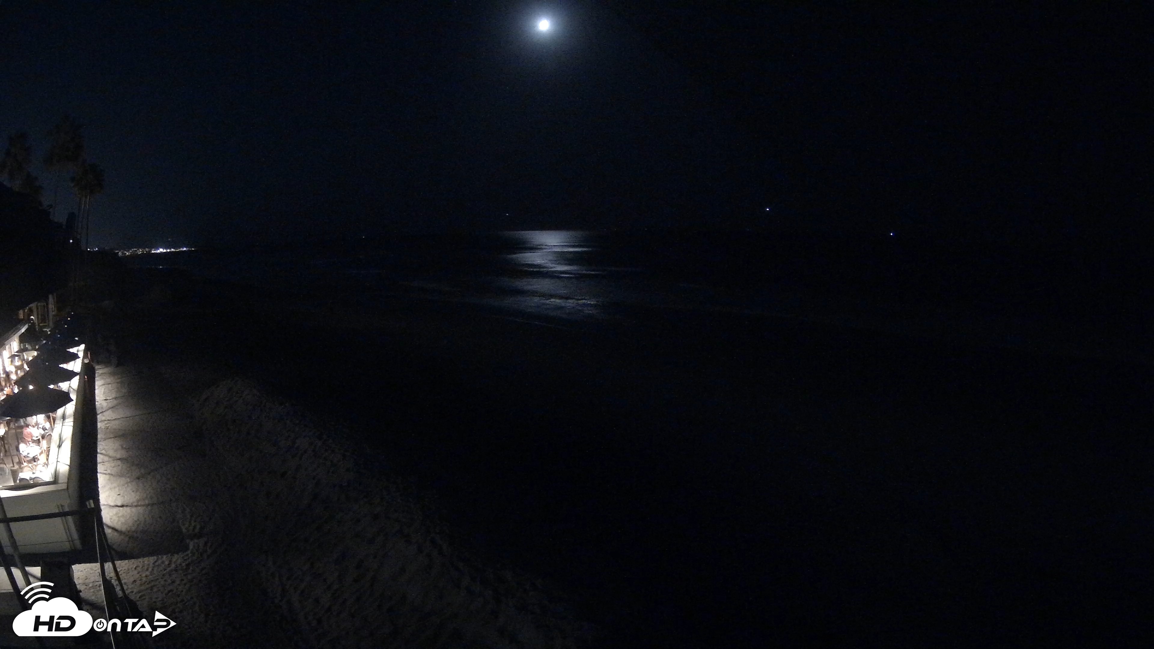 Snapshot of 17th St. Del Mar Beach - 4K SW Live Webcam taken Oct 16, 2026, 8:16pm PDT