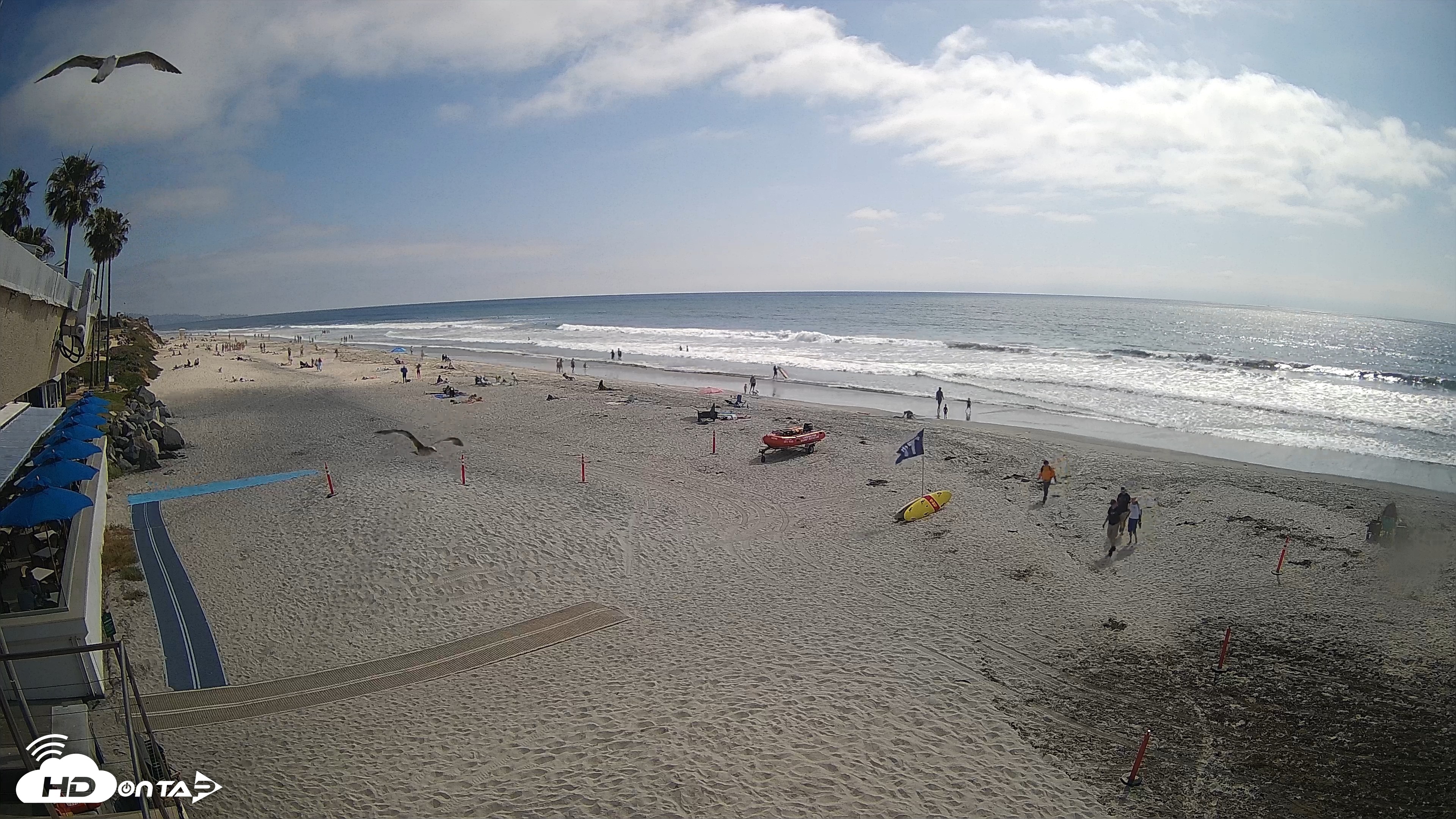 Snapshot of 17th St. Del Mar Beach - 4K SW Live Webcam taken May 8, 2026, 3:50pm PDT
