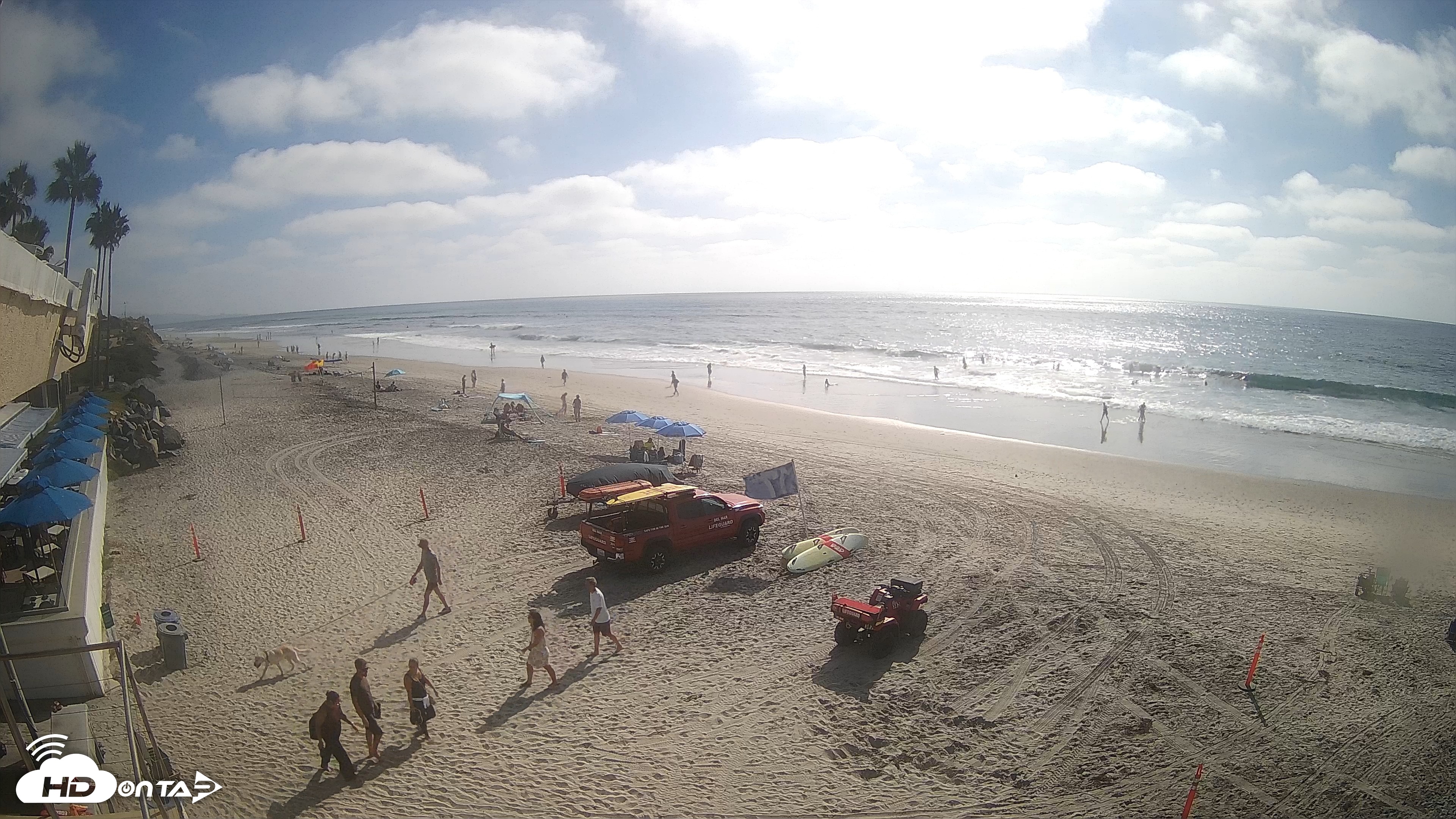 Snapshot of 17th St. Del Mar Beach - 4K SW Live Webcam taken Sep 25, 2026, 3:37pm PDT