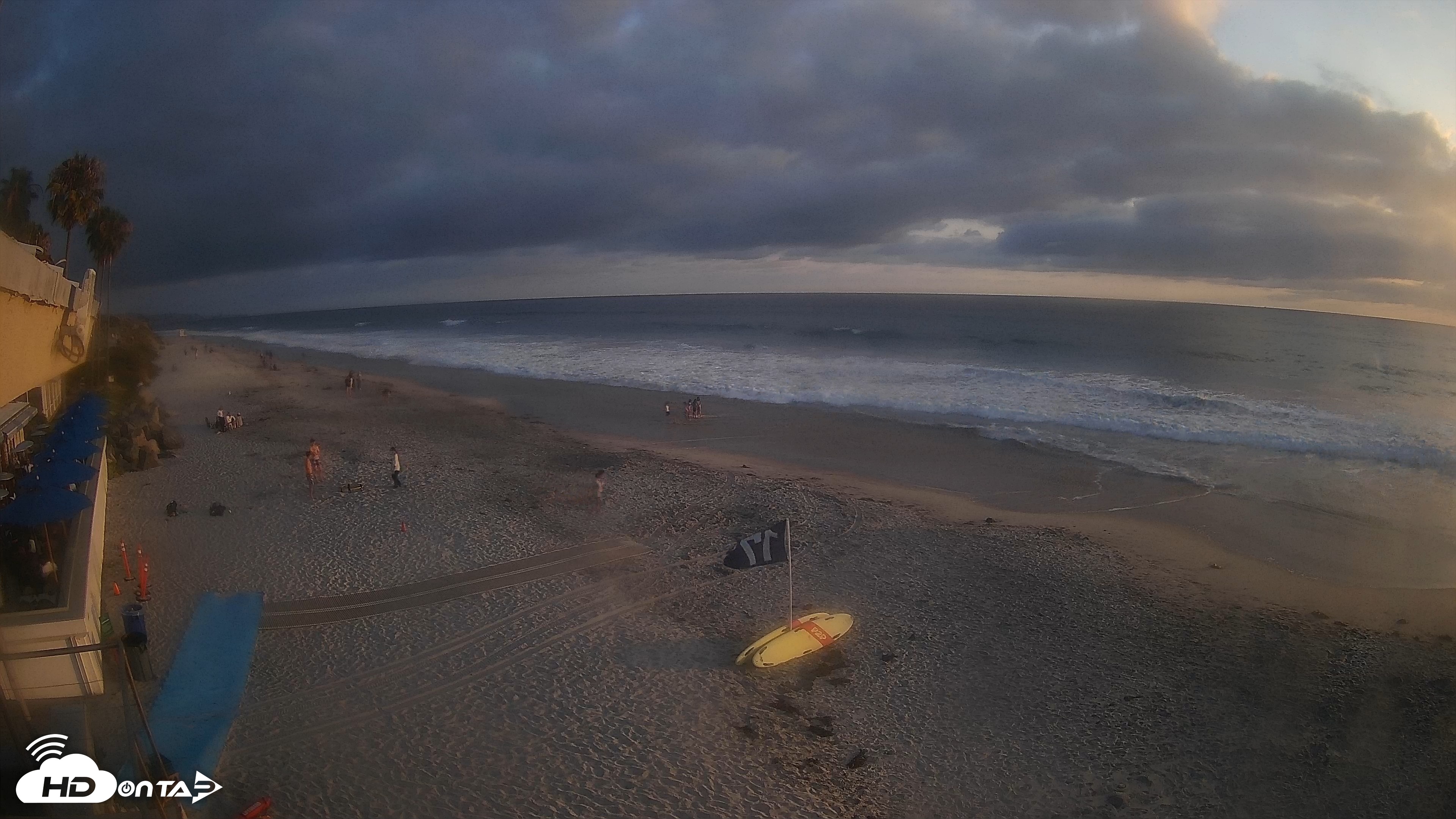 Snapshot of 17th St. Del Mar Beach - 4K SW Live Webcam taken Jun 30, 2026, 7:39pm PDT