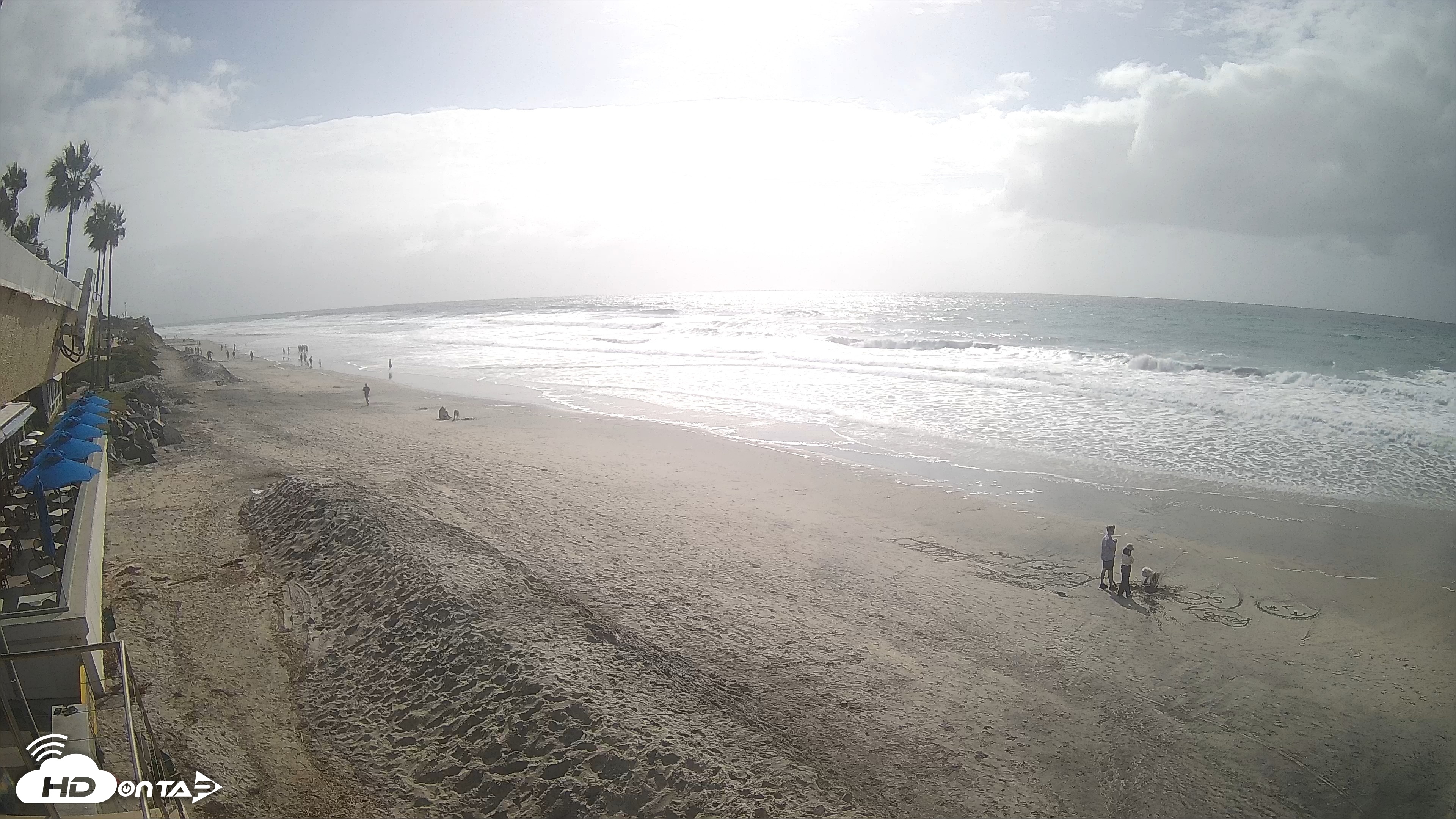 Snapshot of 17th St. Del Mar Beach - 4K SW Live Webcam taken Oct 11, 2026, 2:37pm PDT
