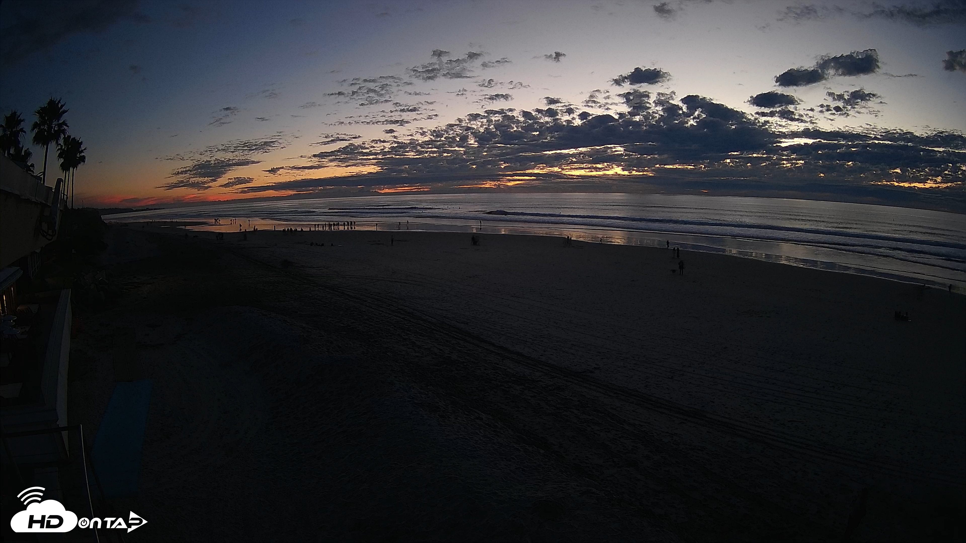 Snapshot of 17th St. Del Mar Beach - 4K SW Live Webcam taken Jan 6, 2026, 5:12pm PST