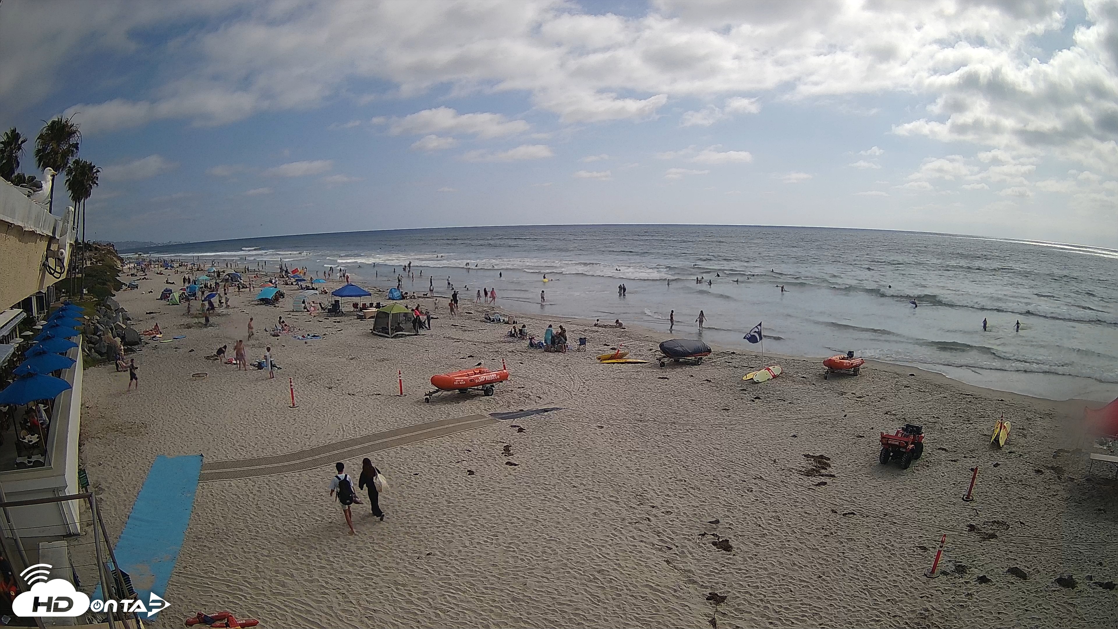 Snapshot of 17th St. Del Mar Beach - 4K SW Live Webcam taken May 23, 2026, 4:25pm PDT