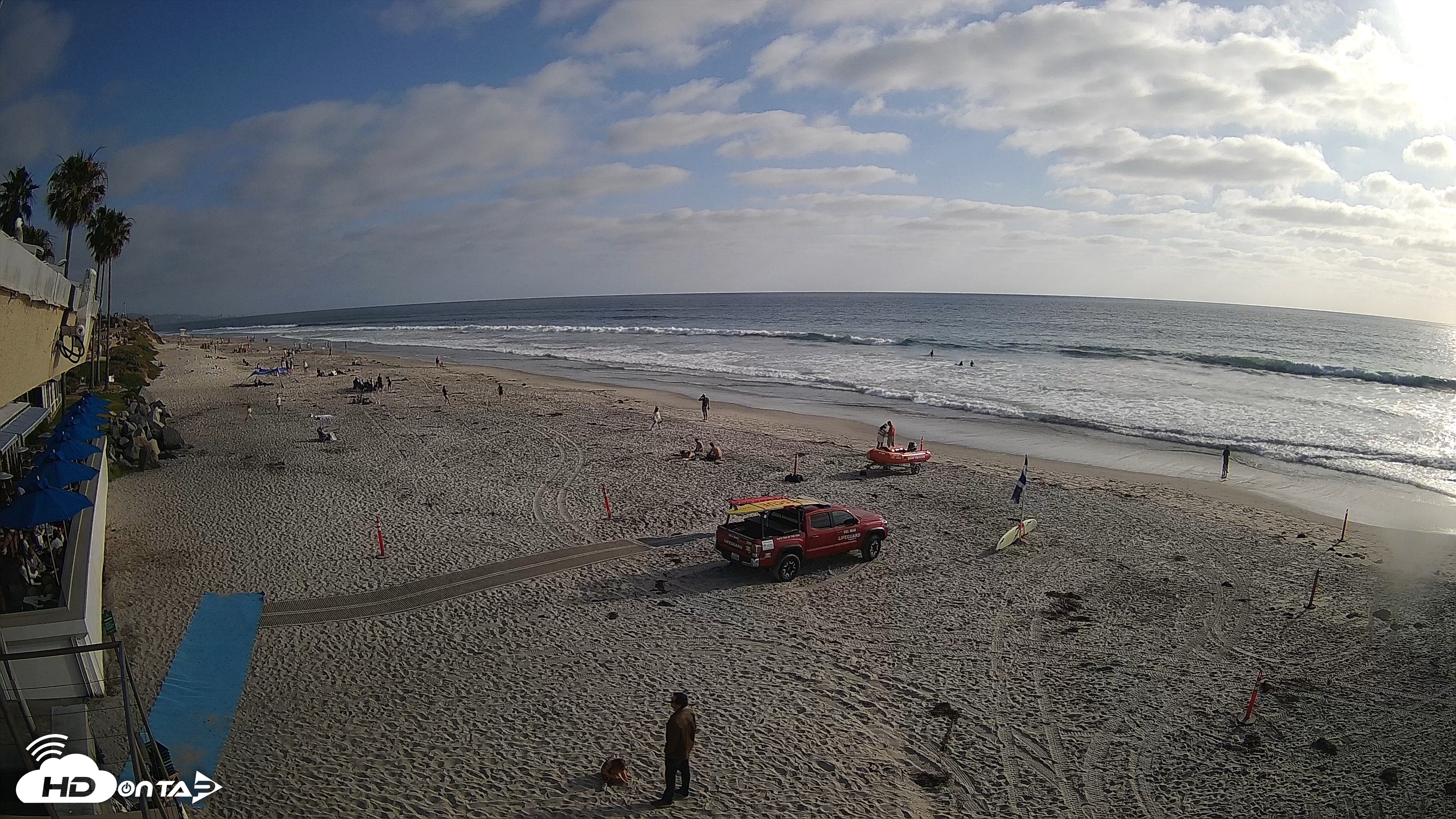 Snapshot of 17th St. Del Mar Beach - 4K SW Live Webcam taken May 22, 2026, 5:57pm PDT