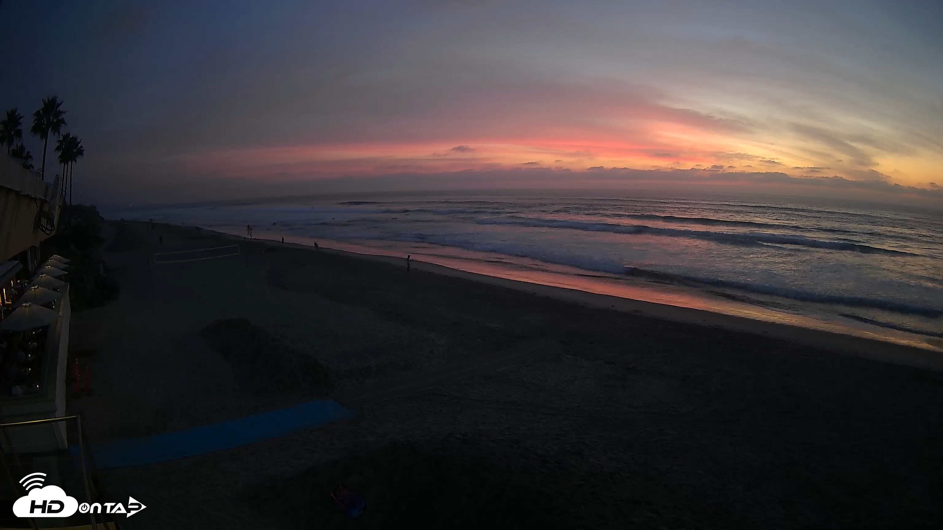 Snapshot of 17th St. Del Mar Beach - 4K SW Live Webcam taken Nov 2, 2025, 5:15pm PST
