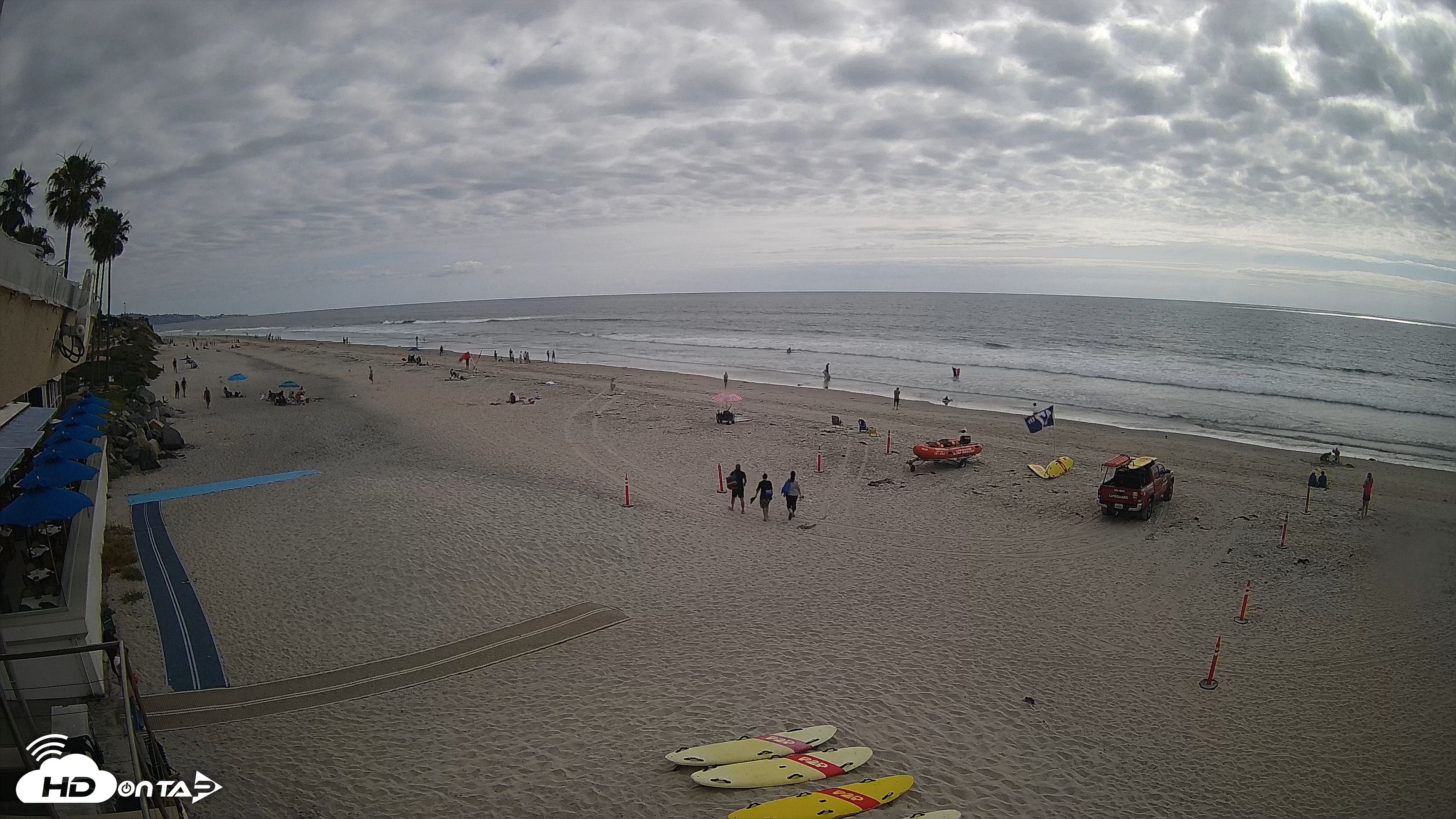 Snapshot of 17th St. Del Mar Beach - 4K SW Live Webcam taken May 3, 2026, 4:27pm PDT