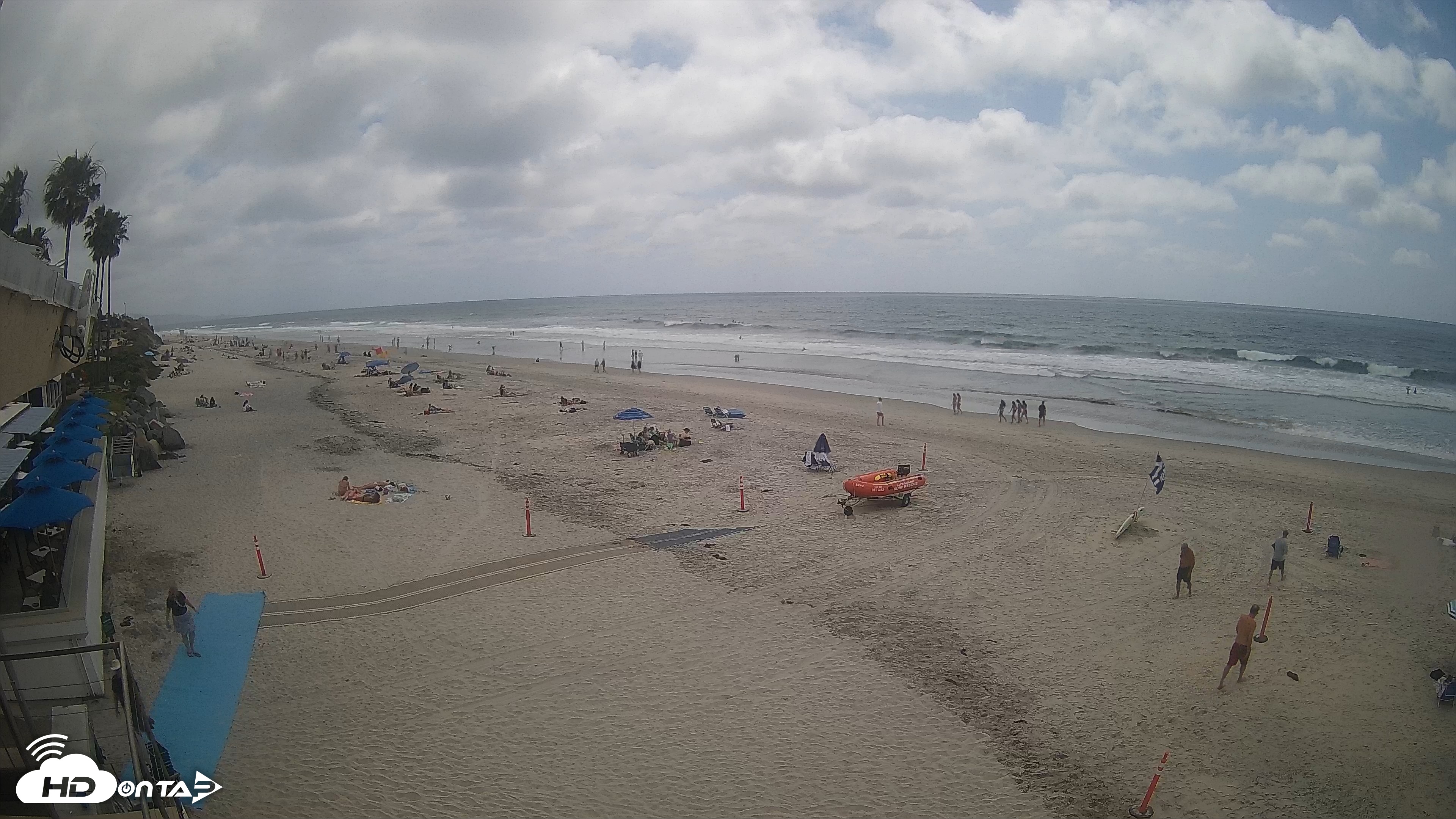 Snapshot of 17th St. Del Mar Beach - 4K SW Live Webcam taken May 16, 2026, 2:25pm PDT