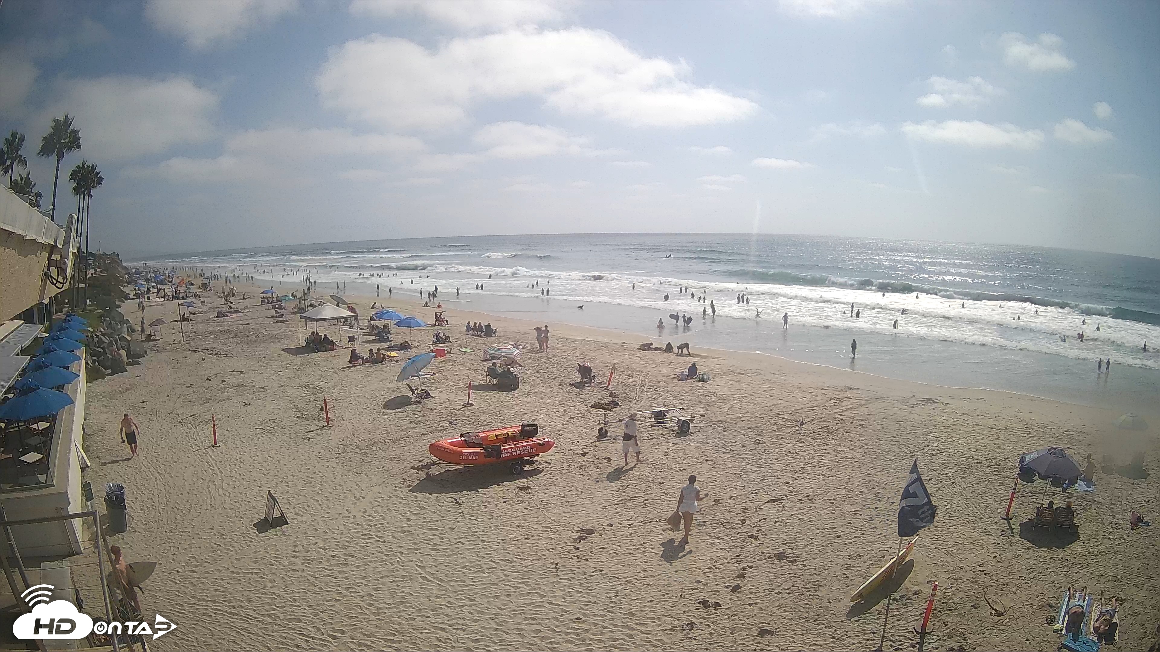 Snapshot of 17th St. Del Mar Beach - 4K SW Live Webcam taken Aug 30, 2026, 3:37pm PDT