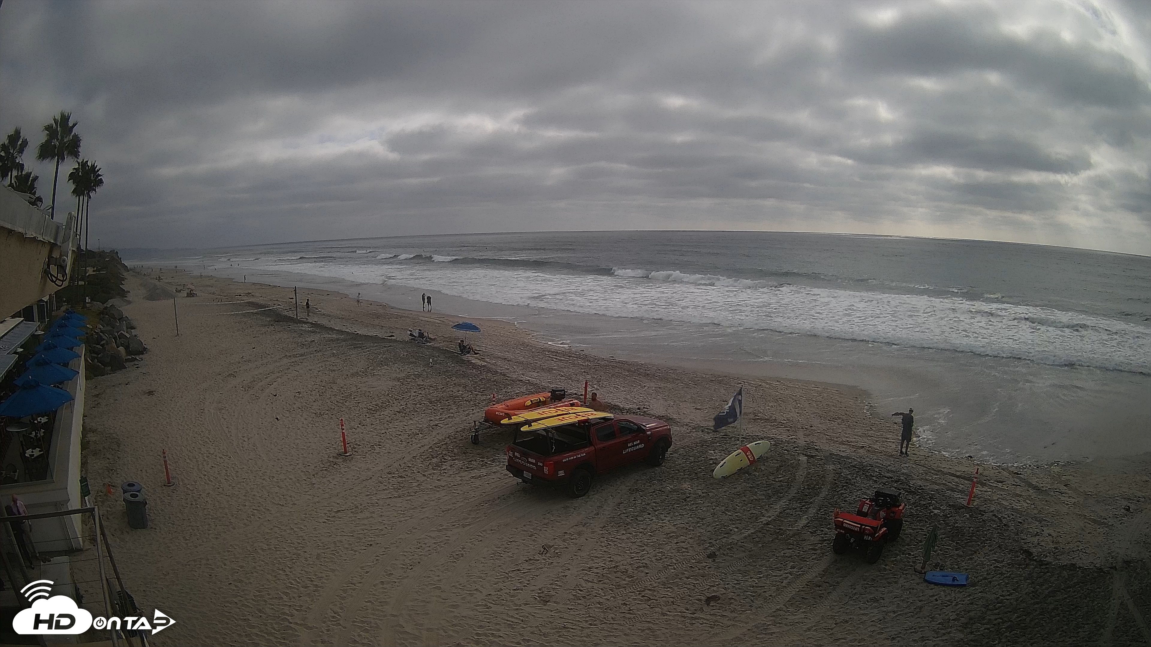 Snapshot of 17th St. Del Mar Beach - 4K SW Live Webcam taken Sep 23, 2026, 4:12pm PDT