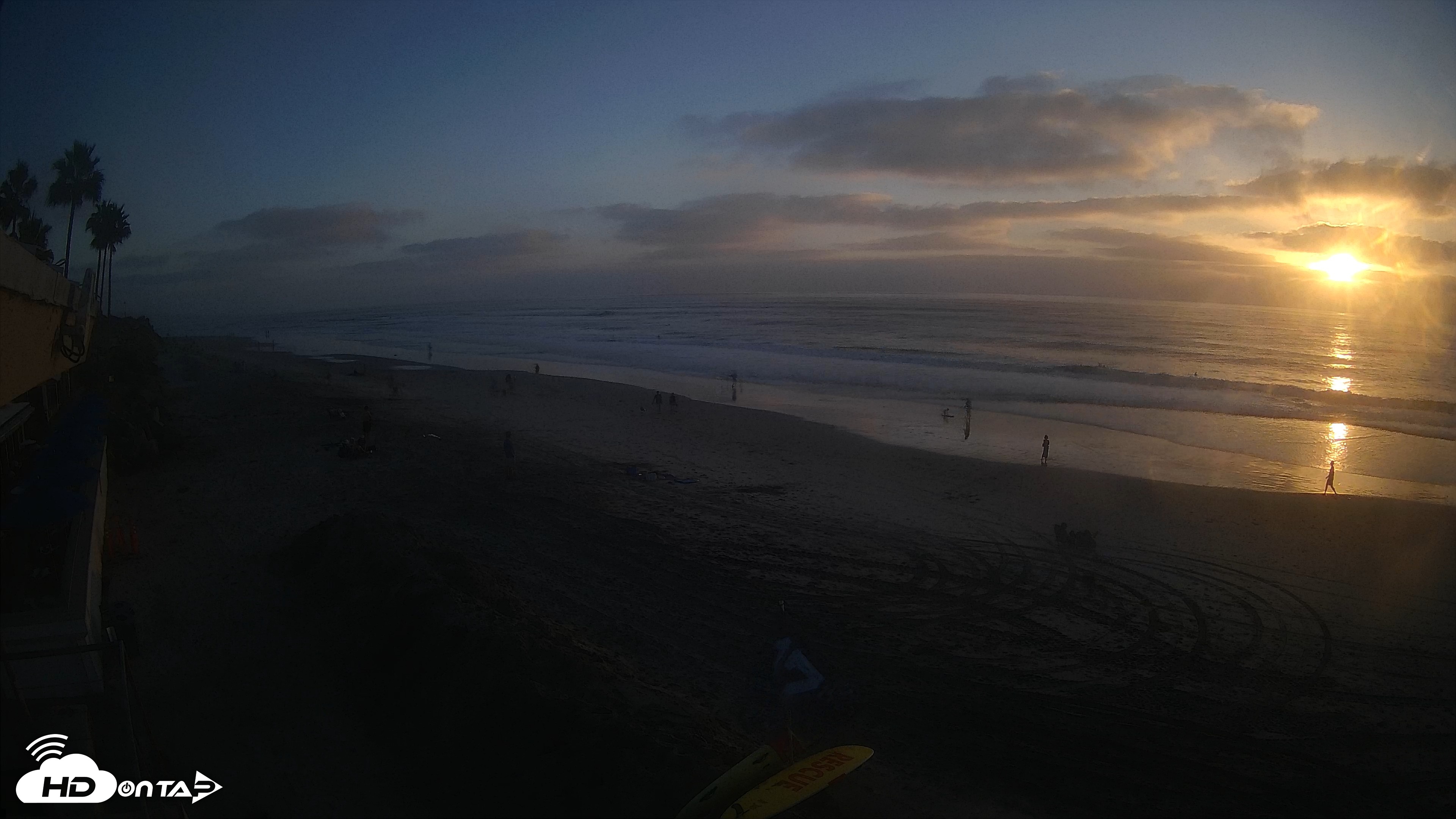 Snapshot of 17th St. Del Mar Beach - 4K SW Live Webcam taken Sep 30, 2026, 6:18pm PDT
