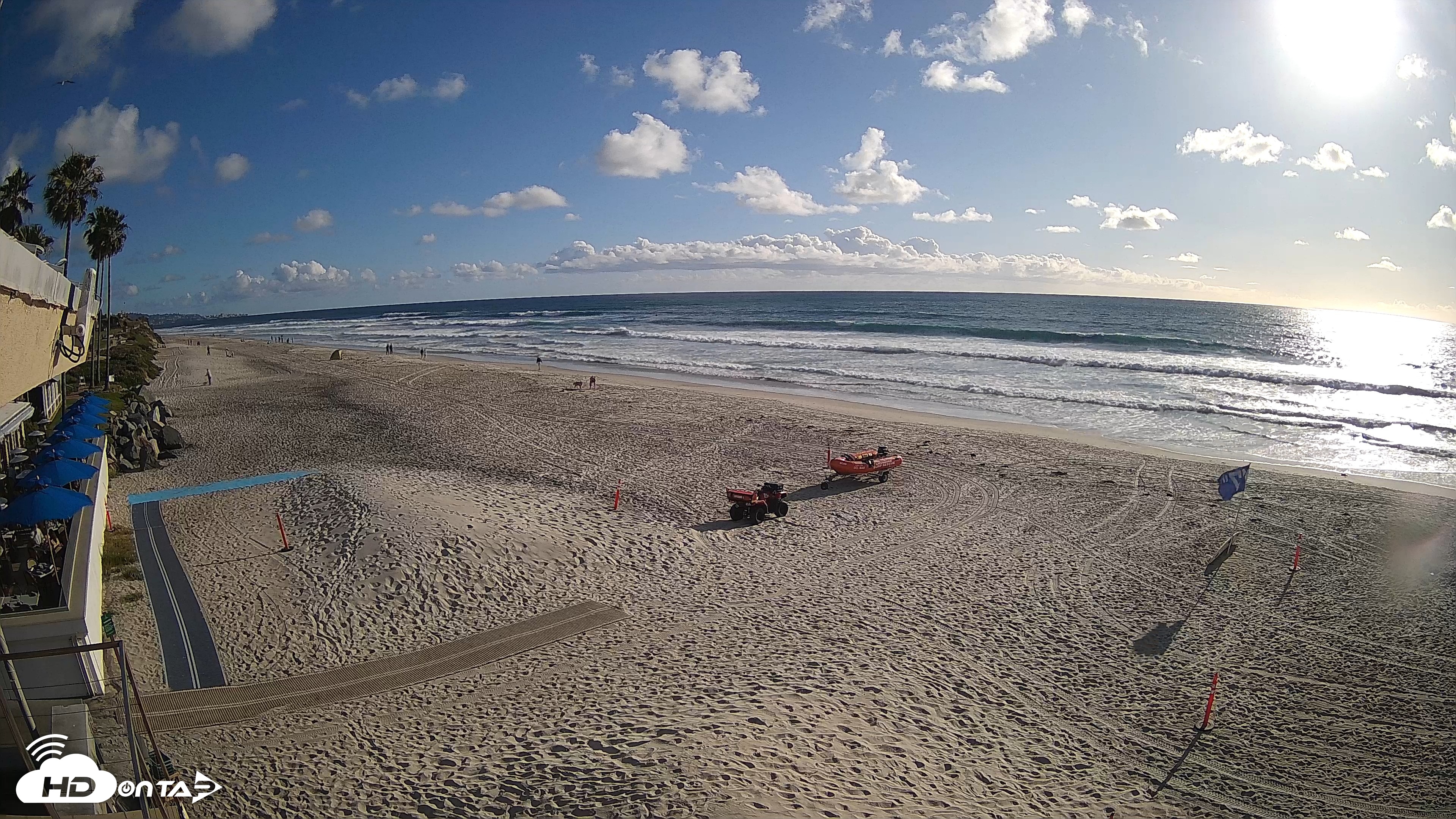 Snapshot of 17th St. Del Mar Beach - 4K SW Live Webcam taken Apr 13, 2026, 5:36pm PDT