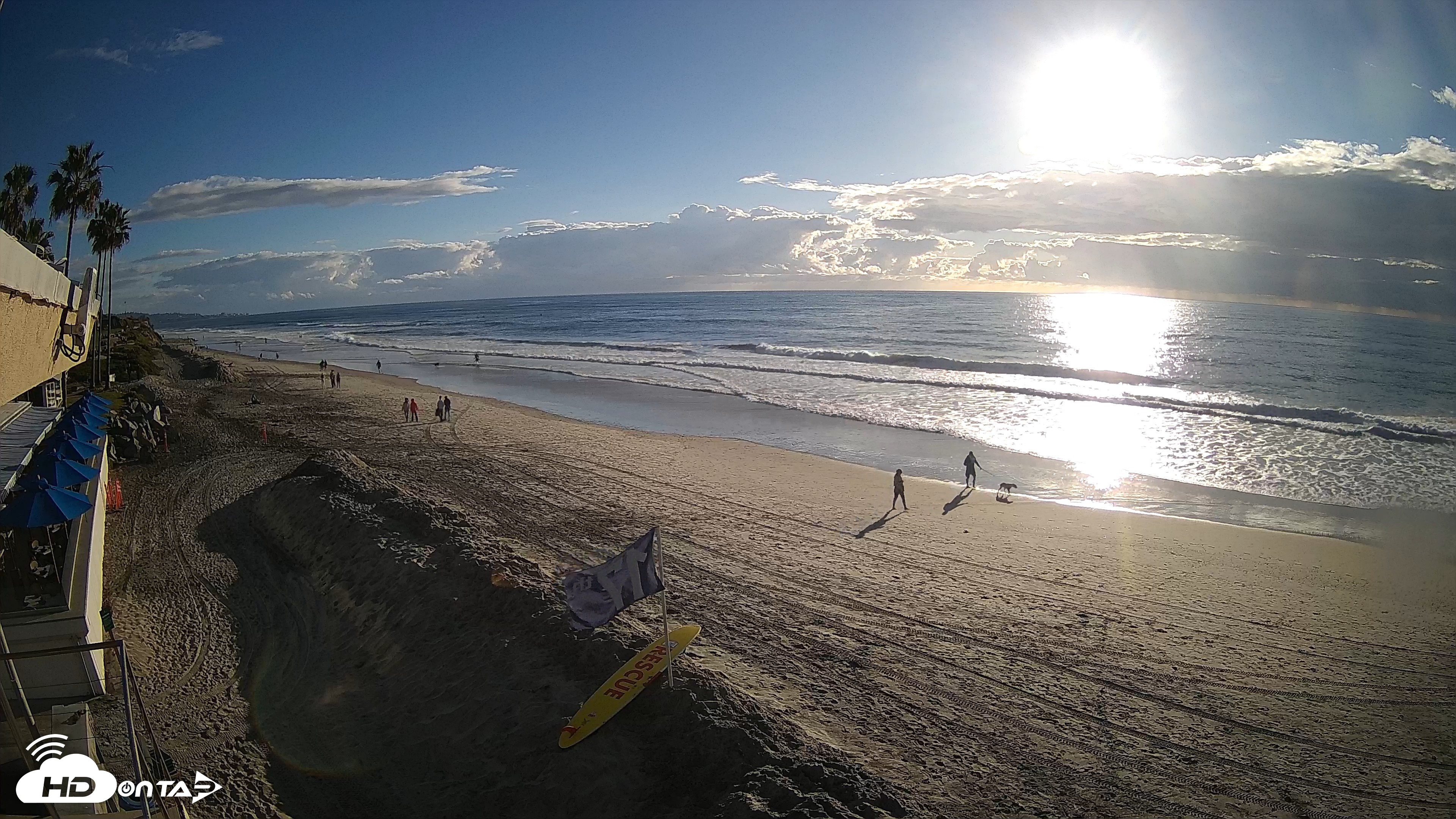 Snapshot of 17th St. Del Mar Beach - 4K SW Live Webcam taken Oct 23, 2026, 4:55pm PDT
