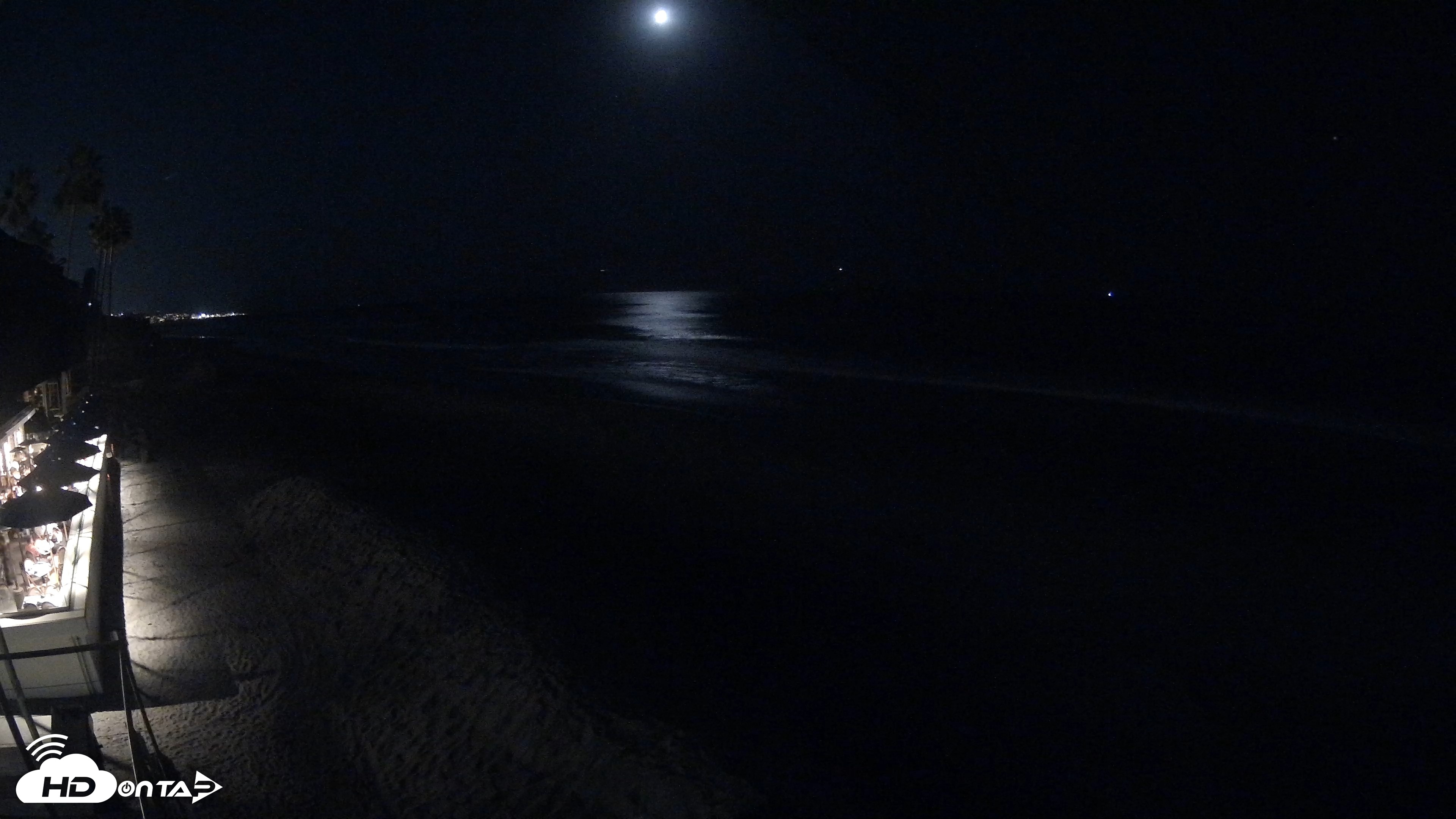 Snapshot of 17th St. Del Mar Beach - 4K SW Live Webcam taken Oct 16, 2026, 8:07pm PDT