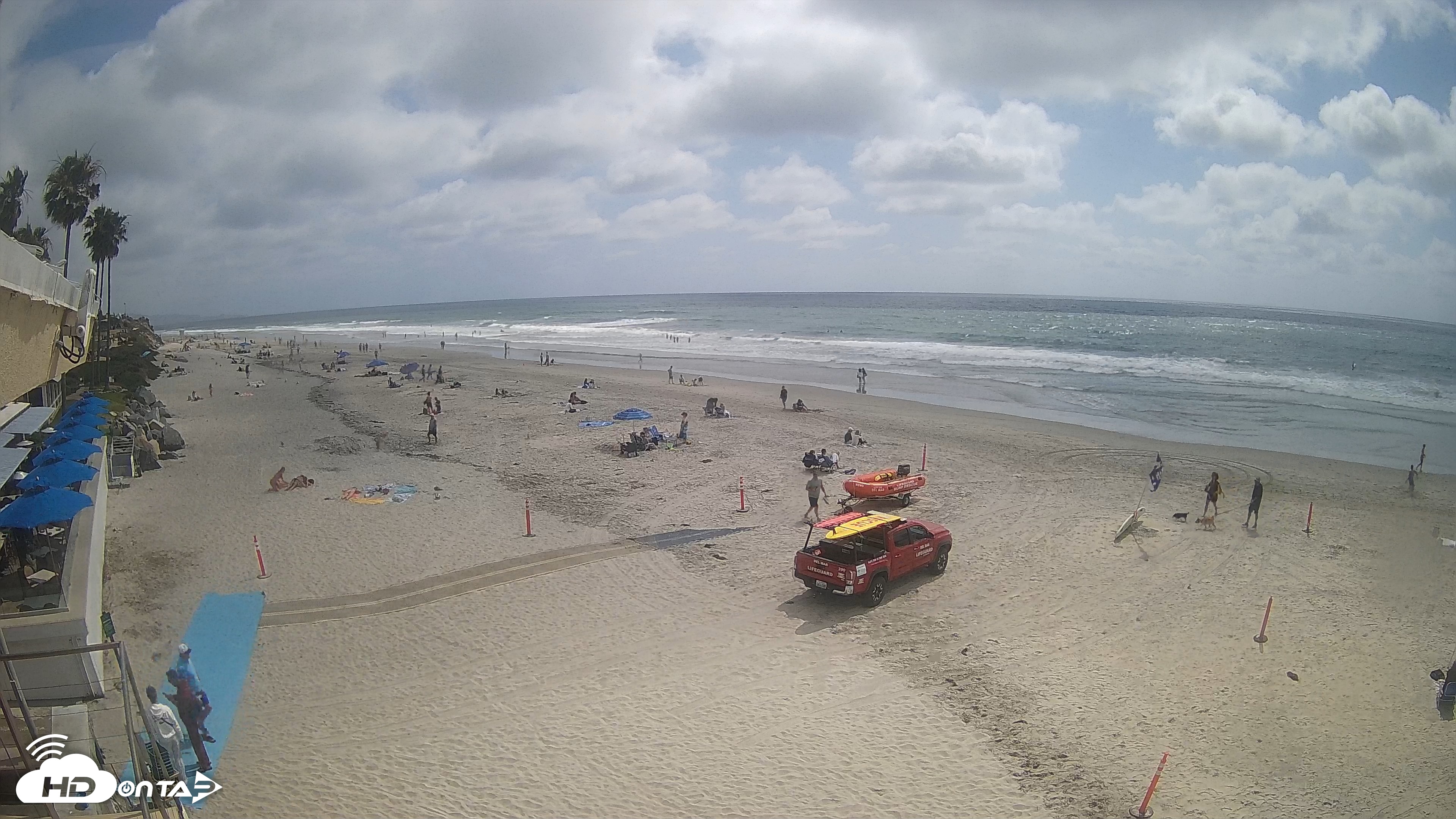 Snapshot of 17th St. Del Mar Beach - 4K SW Live Webcam taken May 16, 2026, 3:07pm PDT