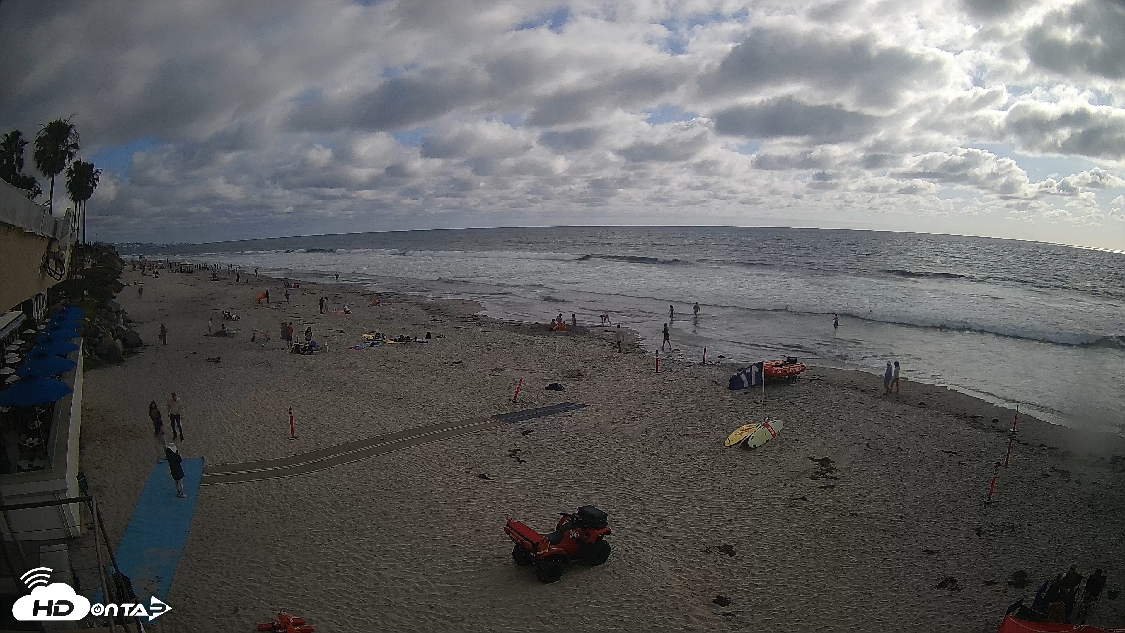 Snapshot of 17th St. Del Mar Beach - 4K SW Live Webcam taken May 25, 2026, 5:24pm PDT
