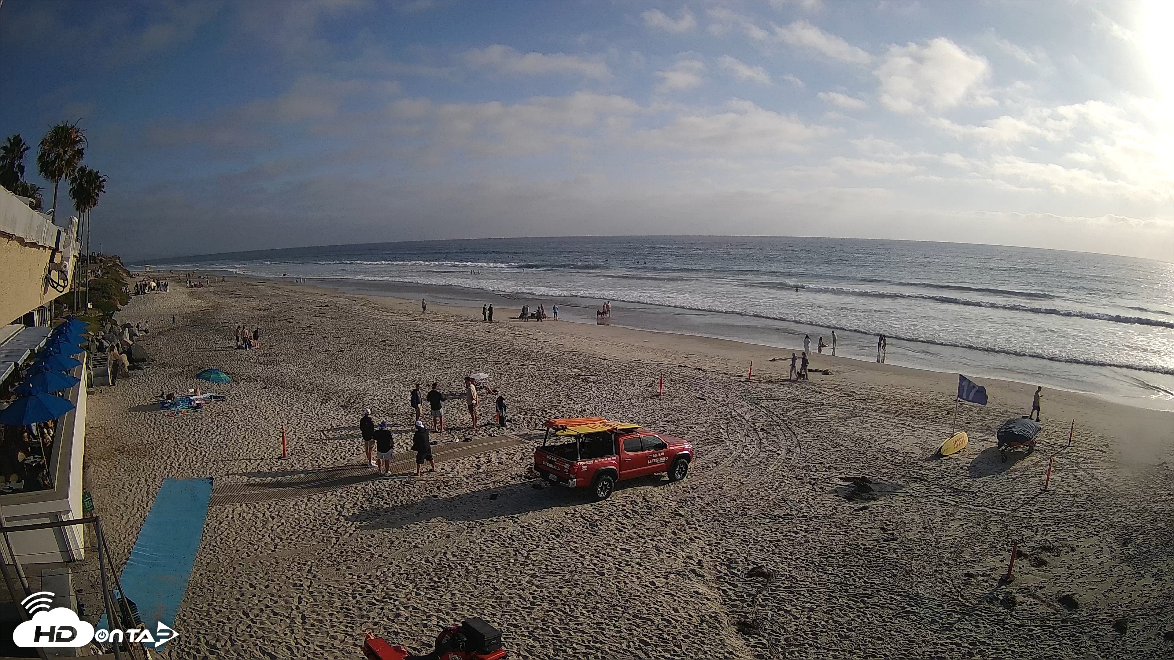 Snapshot of 17th St. Del Mar Beach - 4K SW Live Webcam taken May 21, 2026, 6:08pm PDT