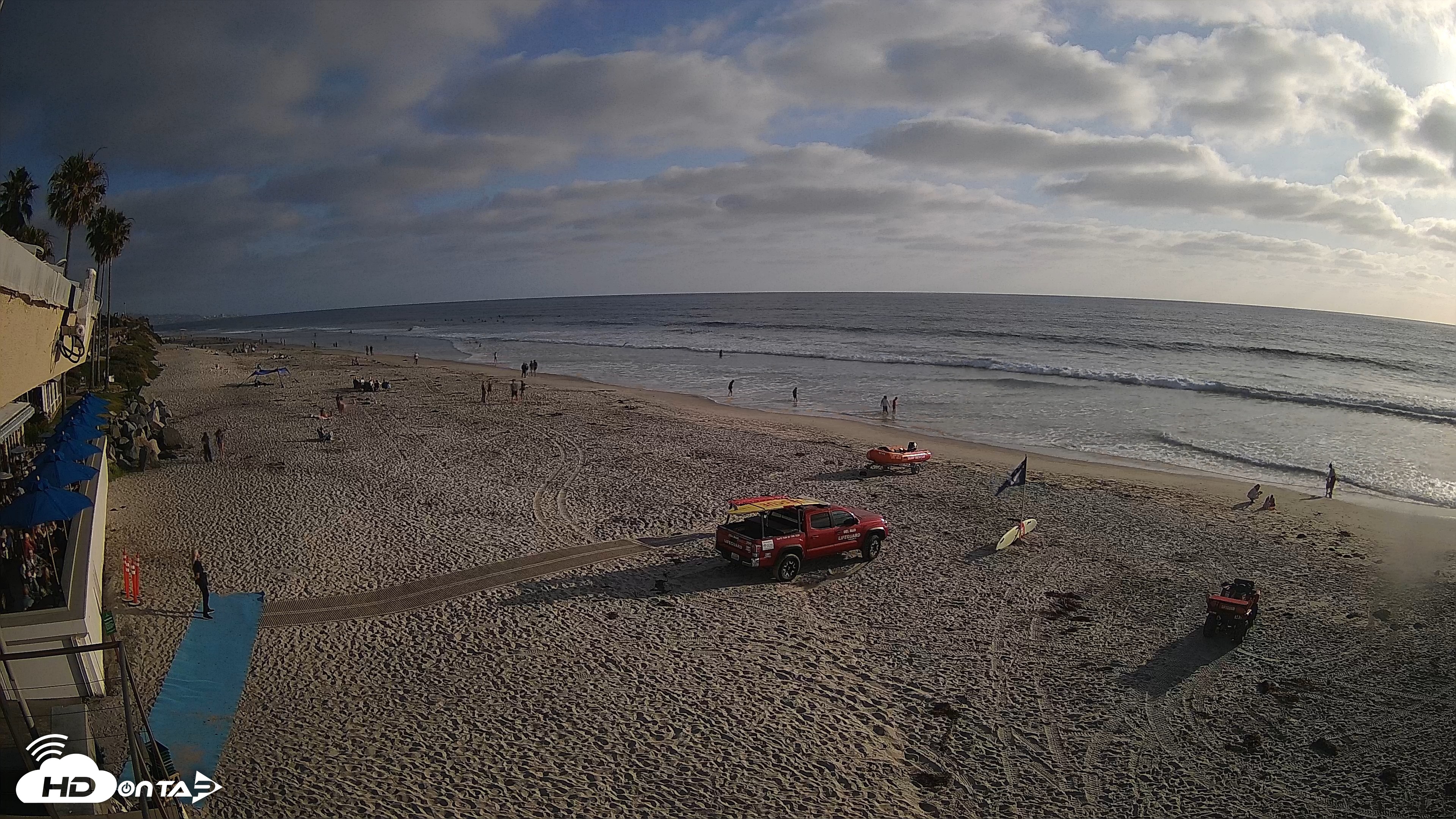 Snapshot of 17th St. Del Mar Beach - 4K SW Live Webcam taken May 22, 2026, 6:26pm PDT