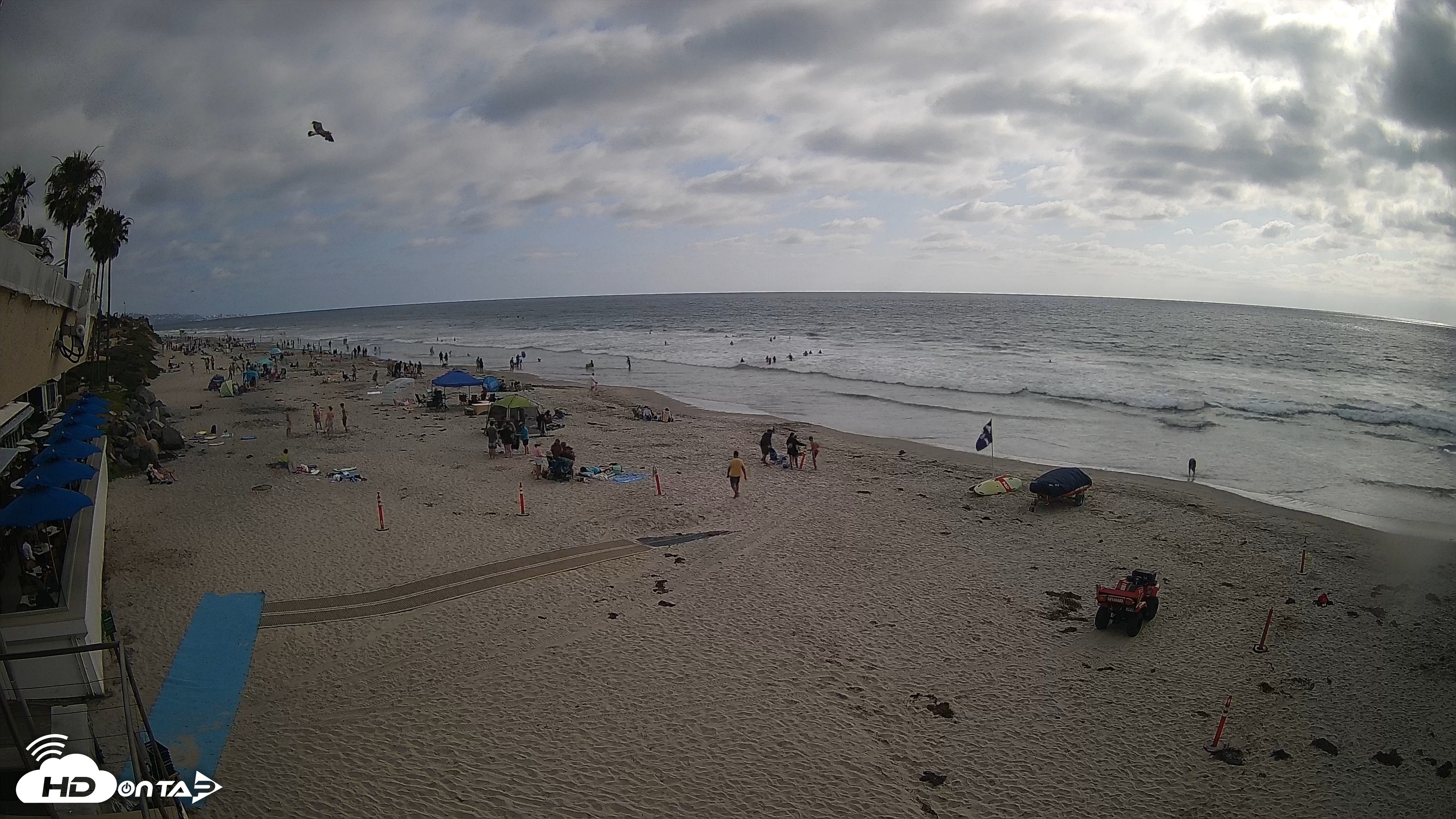Snapshot of 17th St. Del Mar Beach - 4K SW Live Webcam taken May 23, 2026, 5:15pm PDT
